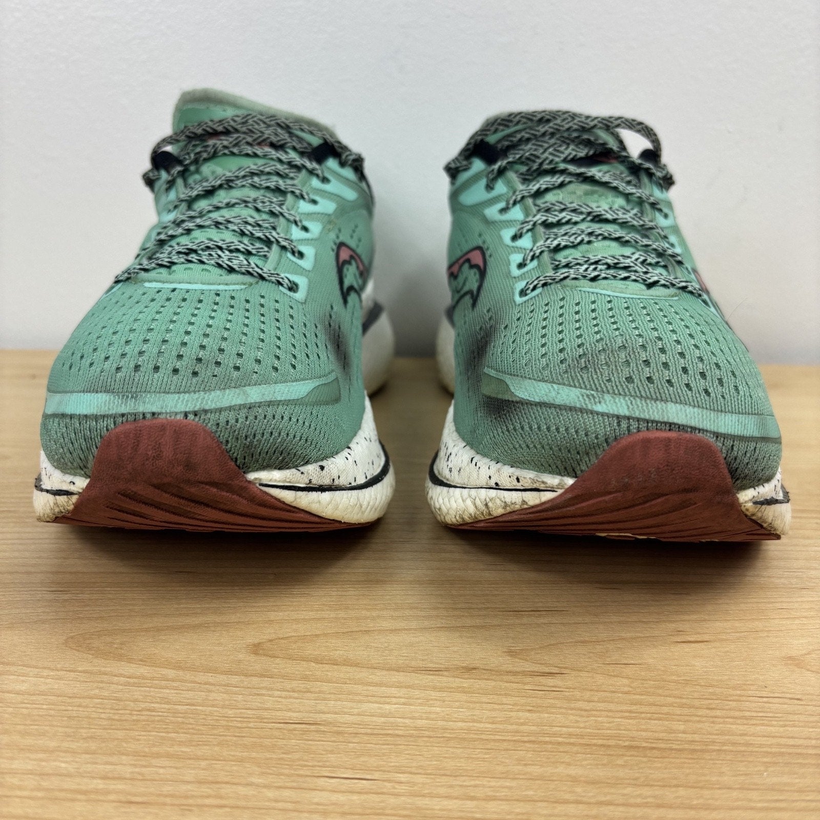 Saucony Endorphin Speed 3 Shoes Women's Size 9.5 Green Road Running Athletic Gym