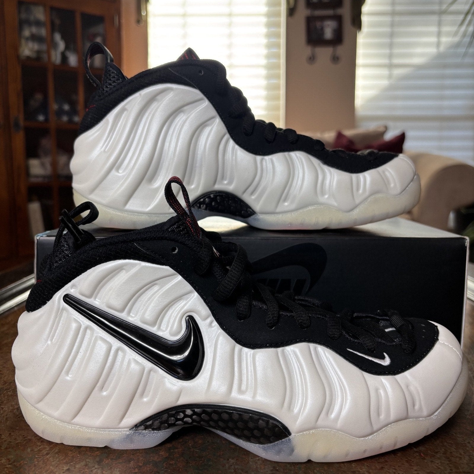 Nike Air Foamposite Pro Pearl Basketball Shoes Sneaker HF0794-200 Mens Sizes NEW