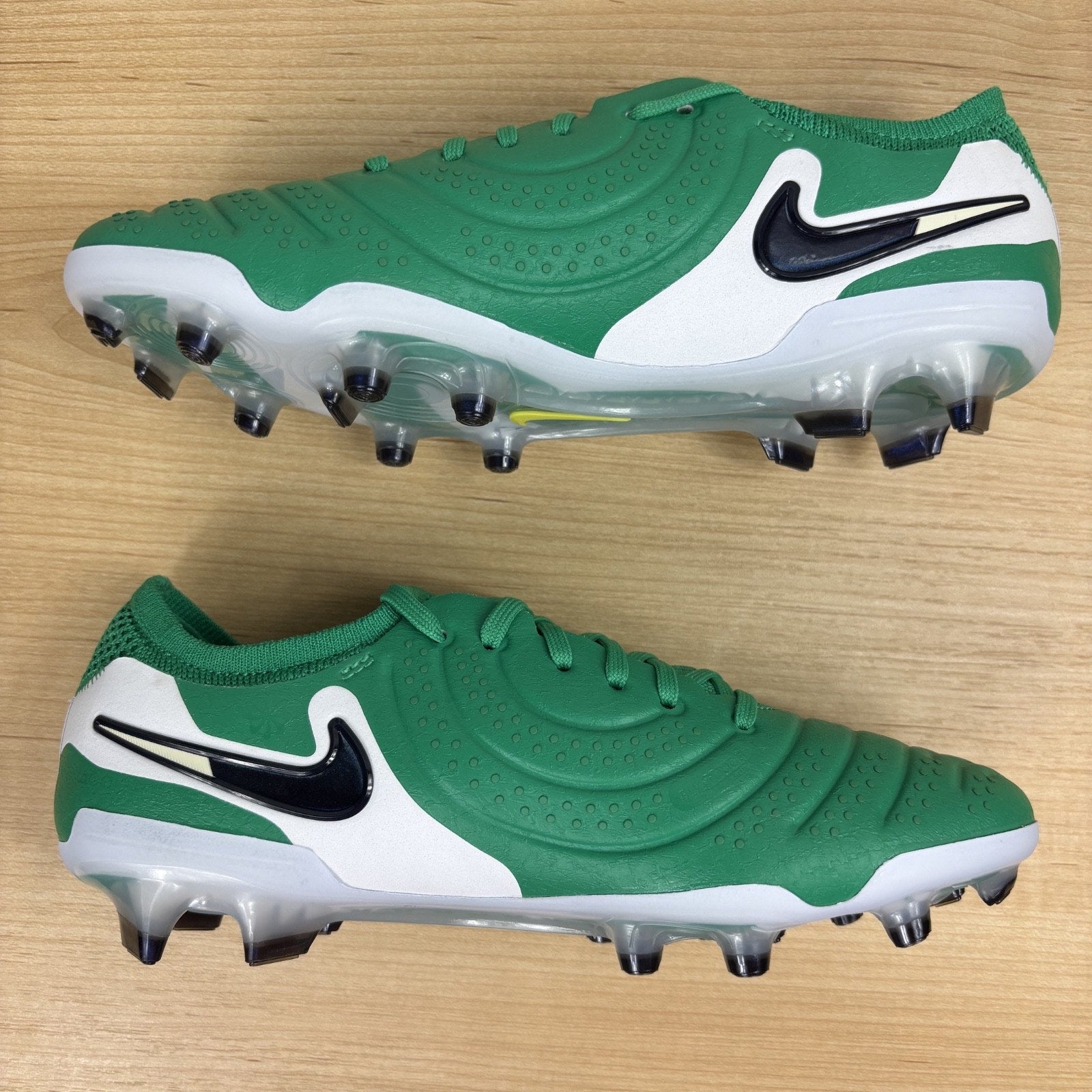 Nike Tiempo Legend 10 Elite FG Soccer Football Cleats Women's Size 6 Green White