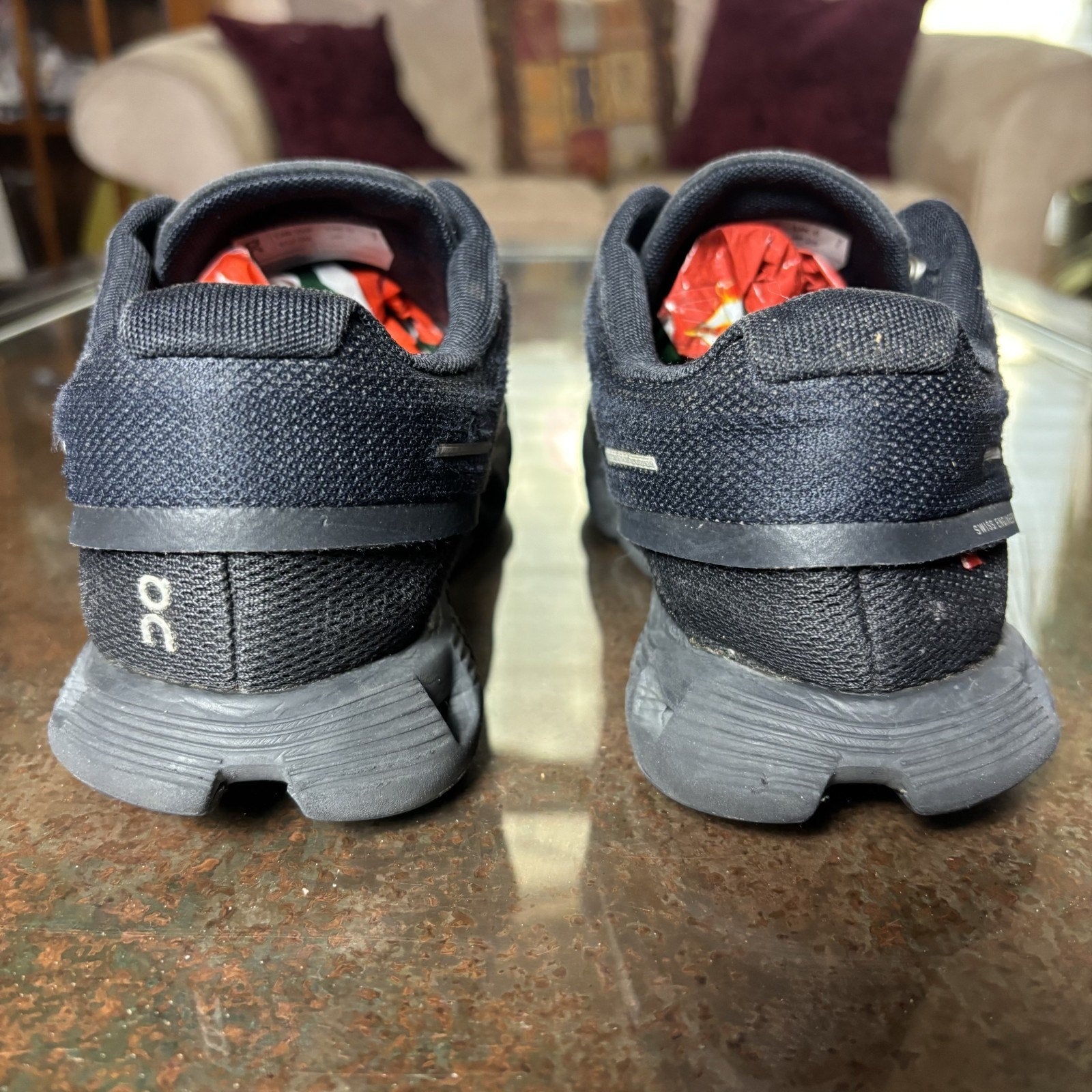 On Cloud 5 Shoes Women's Size 8 Black Road Running Athletic Comfort Gym Sneakers
