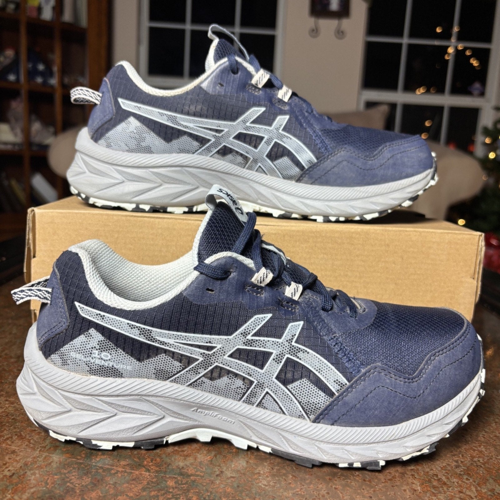 Asics GEL-Venture 10 Shoes Women's Size 9 Wide Navy Blue Trail Running Sneakers