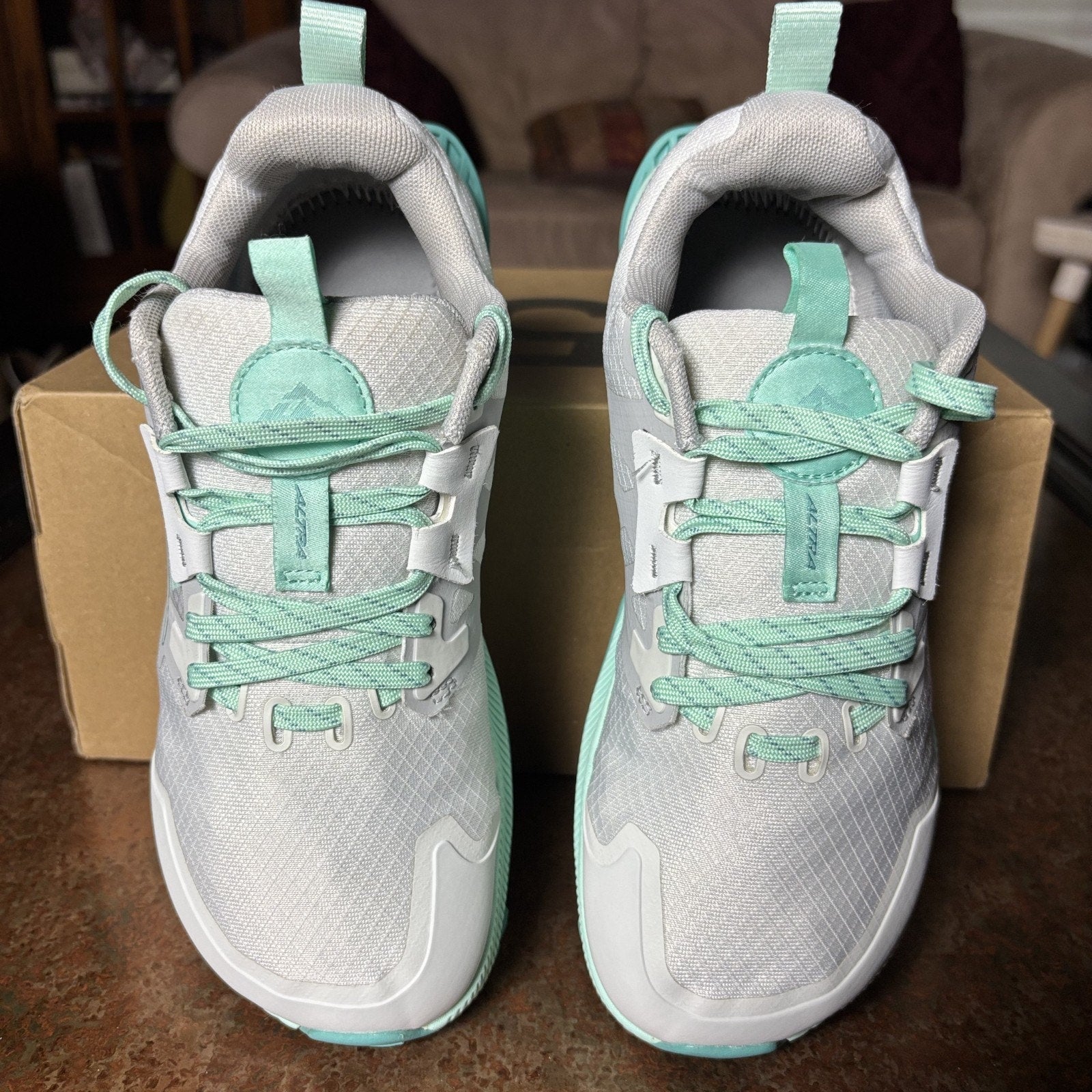 Altra Lone Peak 7 Shoes Women's 6.5 Wide White Teal Trail Running Athletic Gym