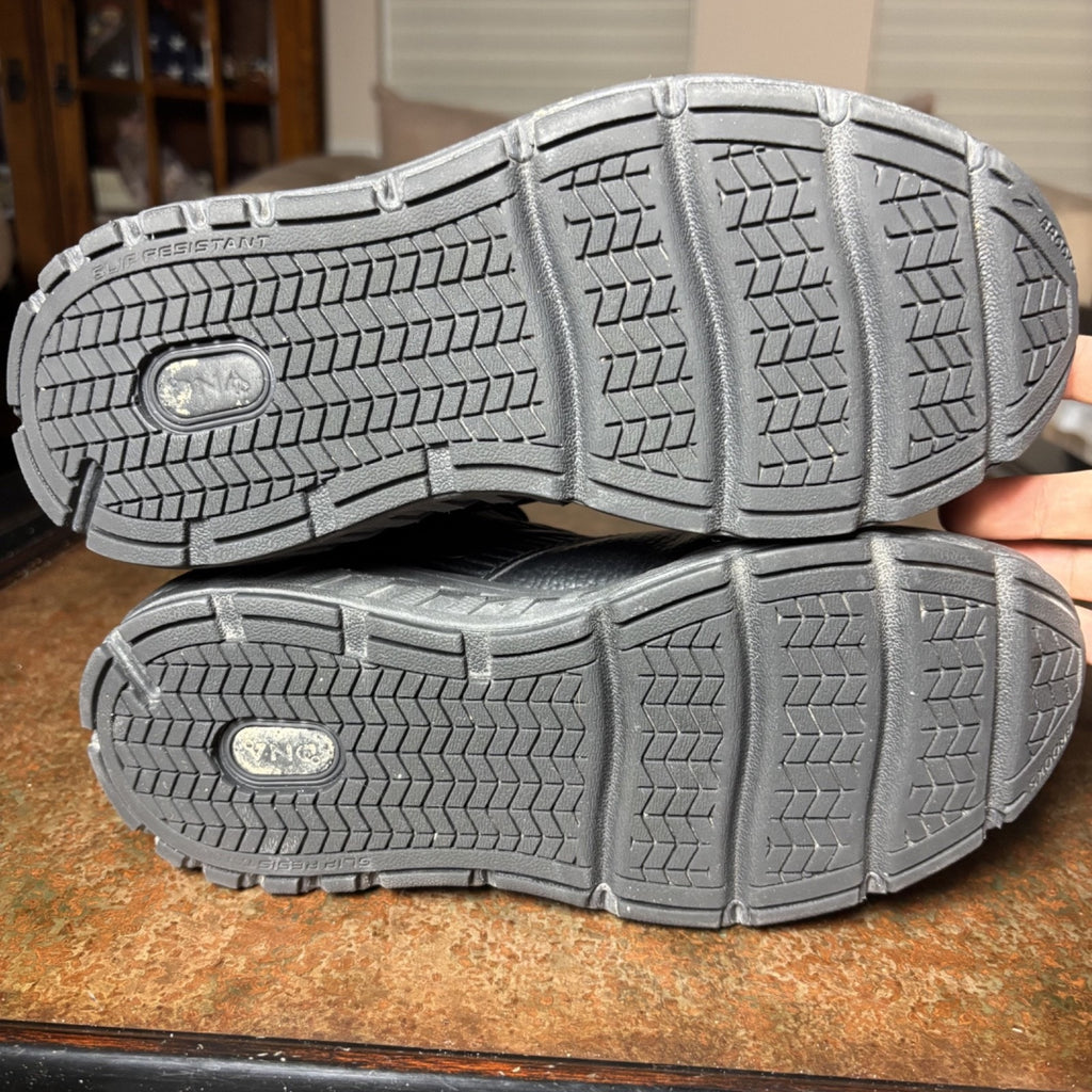 Brooks Addiction Walker 2 Shoes Womens 8.5 D Wide Black Leather Comfort Sneakers