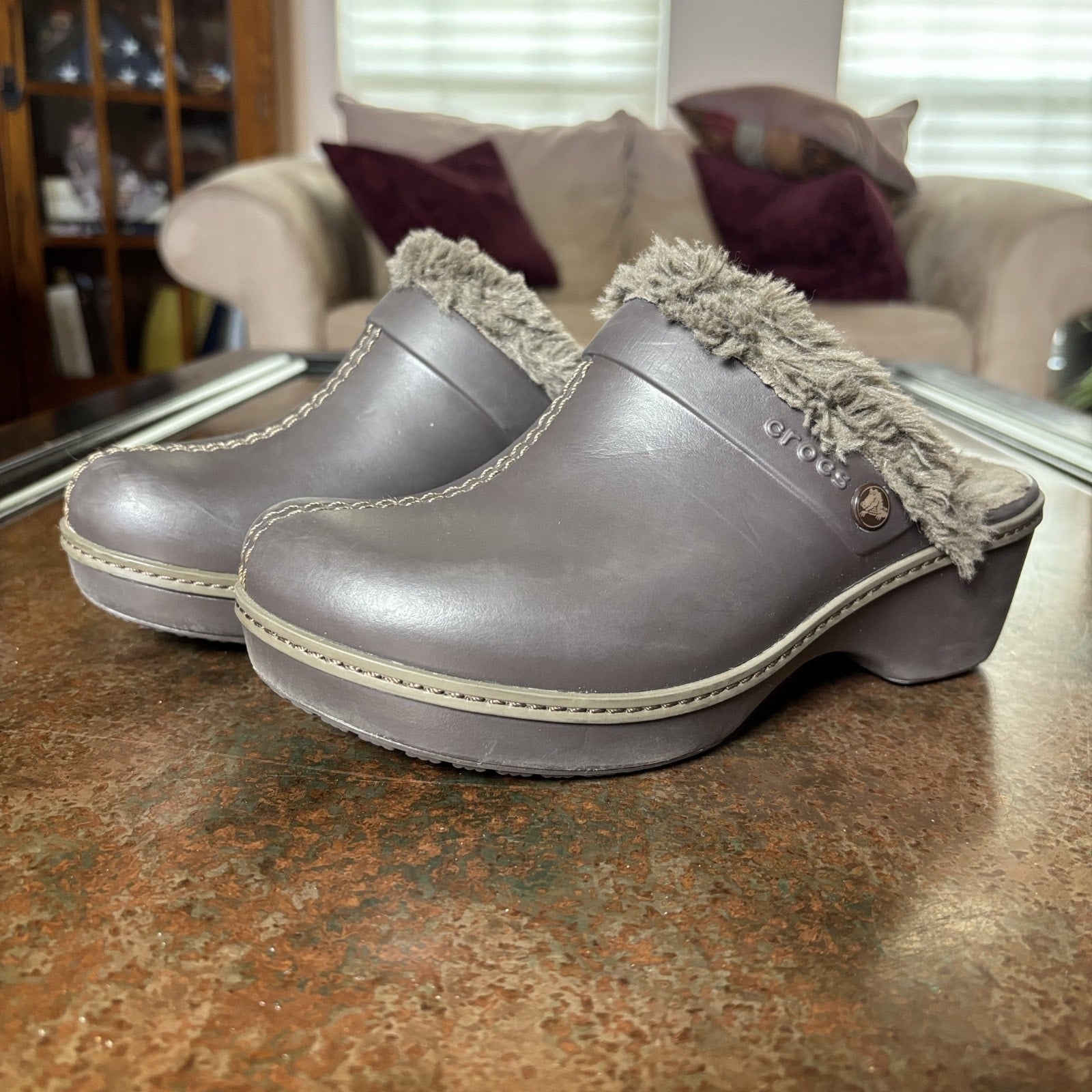Crocs Cobbler Eva Clogs Womens Size 7 Brown Espresso Faux Fur Lined Mule Slip On