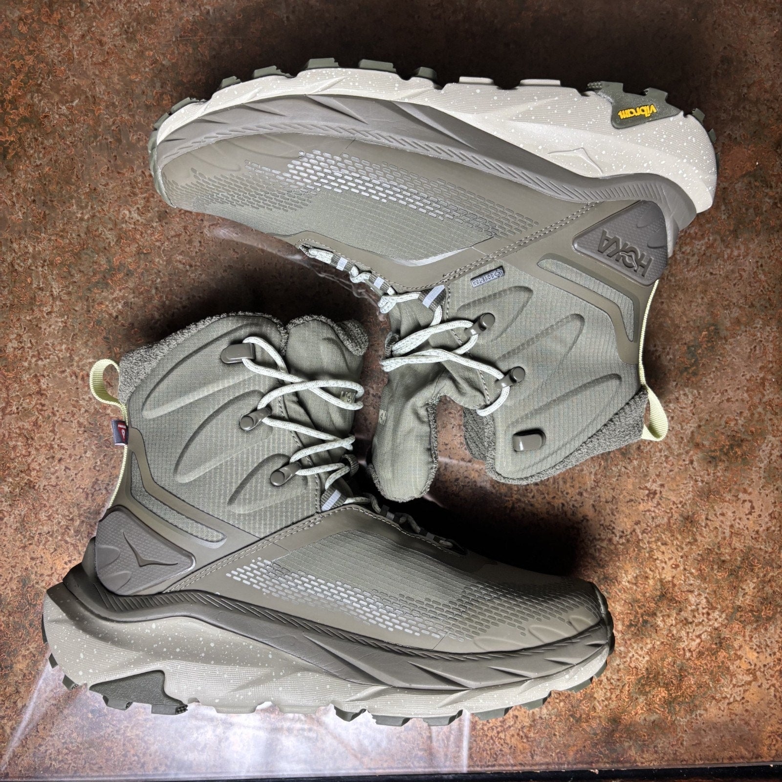 Hoka One One Kaha 2 Frost GTX Hiking Boots Mens Size 9.5 Green Outdoor Insulated