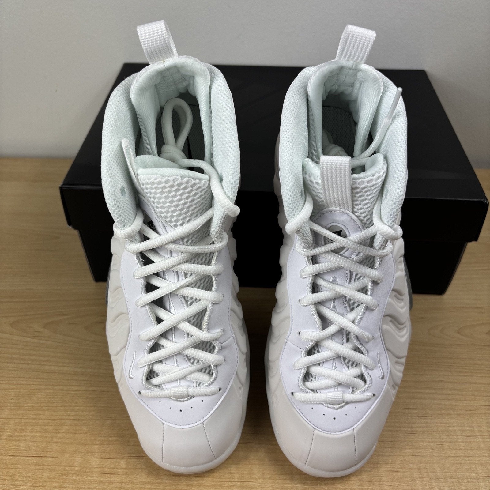 Nike Little Posite One Foamposite Sneakers GS Size 7 Triple White Gym Shoes NEW