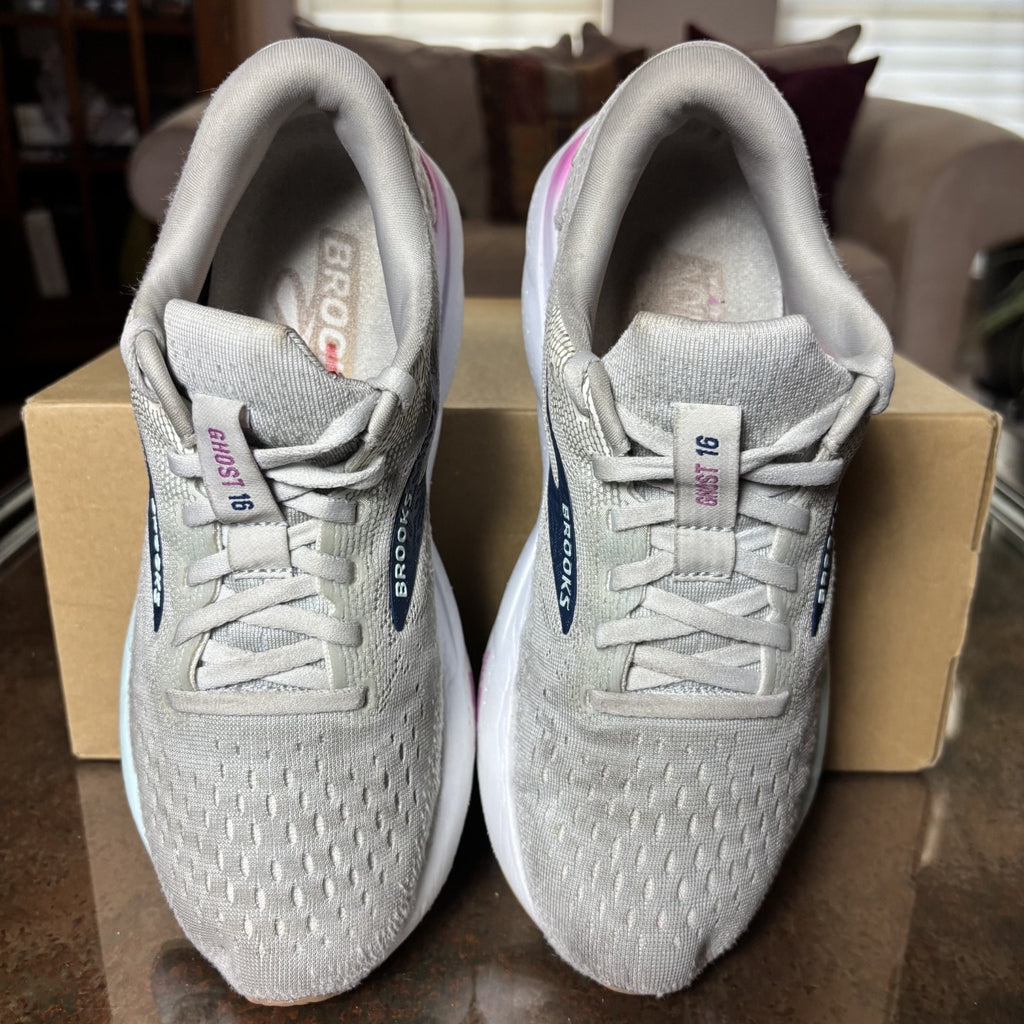 Brooks Ghost 16 Shoes Womens Size 7 White Pink Road Running Athletic Gym Sneaker