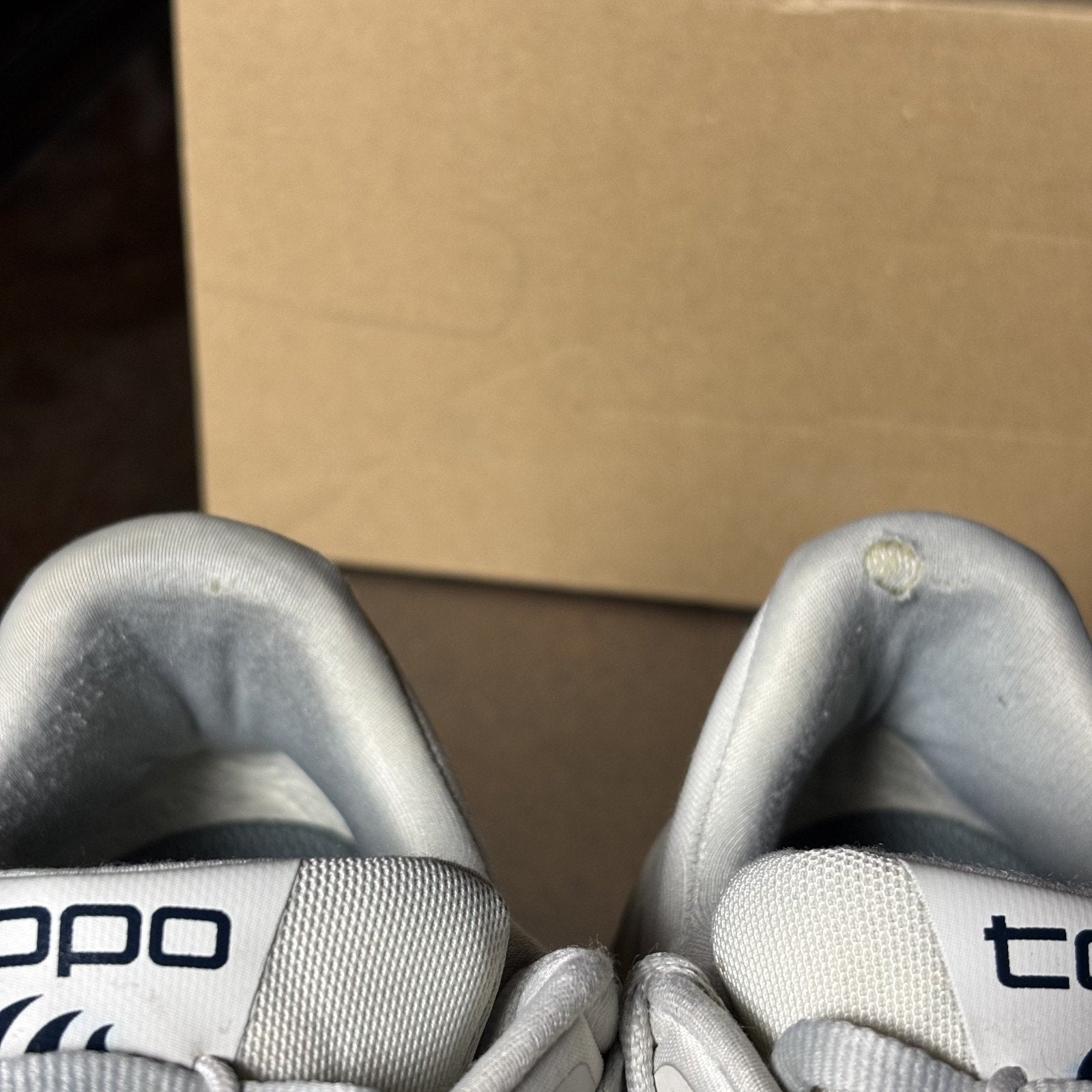 Topo Athletic Ultrafly 4 Shoes Mens Size 10.5 Grey Road Running 5MM Drop Sneaker