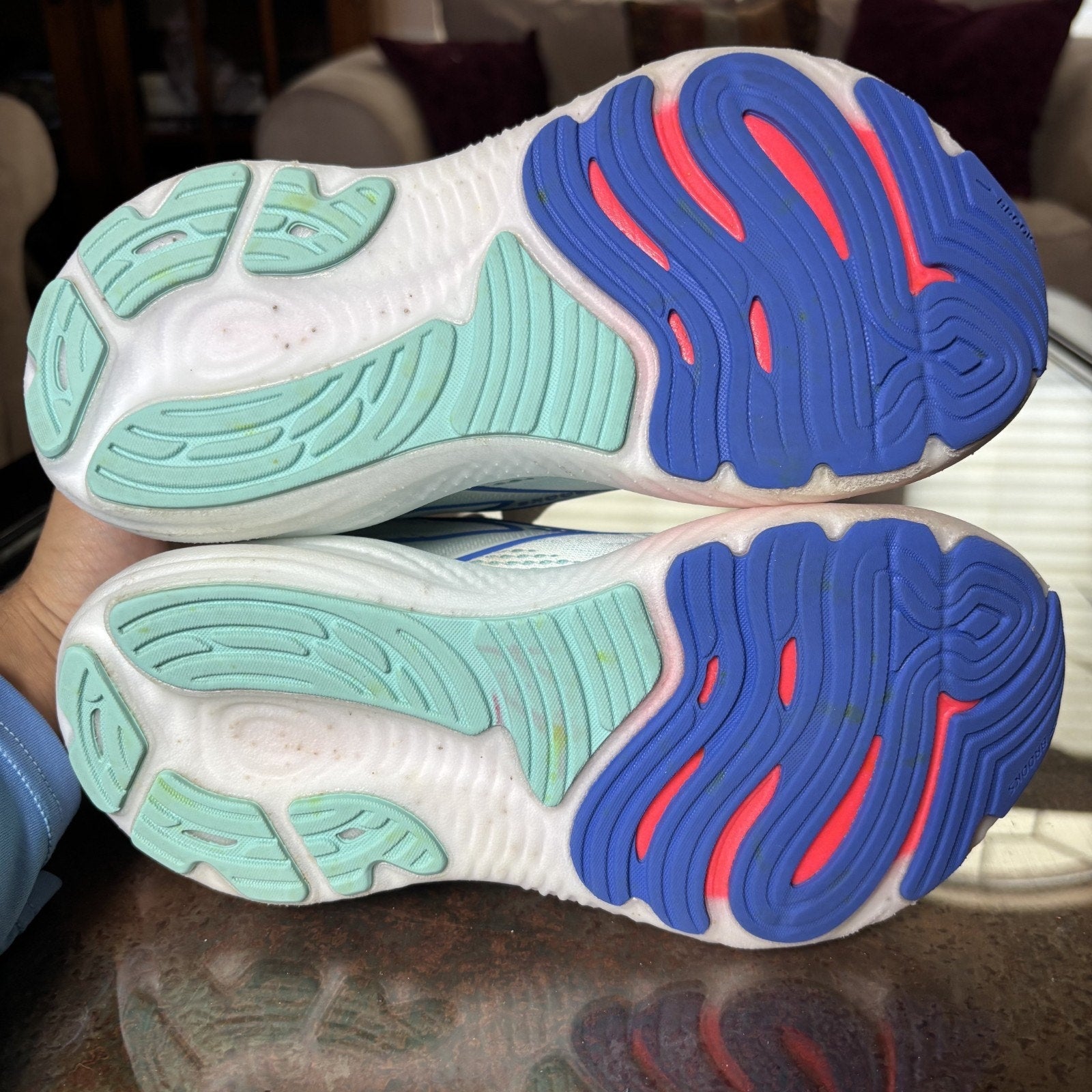 Brooks Glycerin 22 Womens 6 D Wide White Blue Pink Walking Running Shoes Sneaker