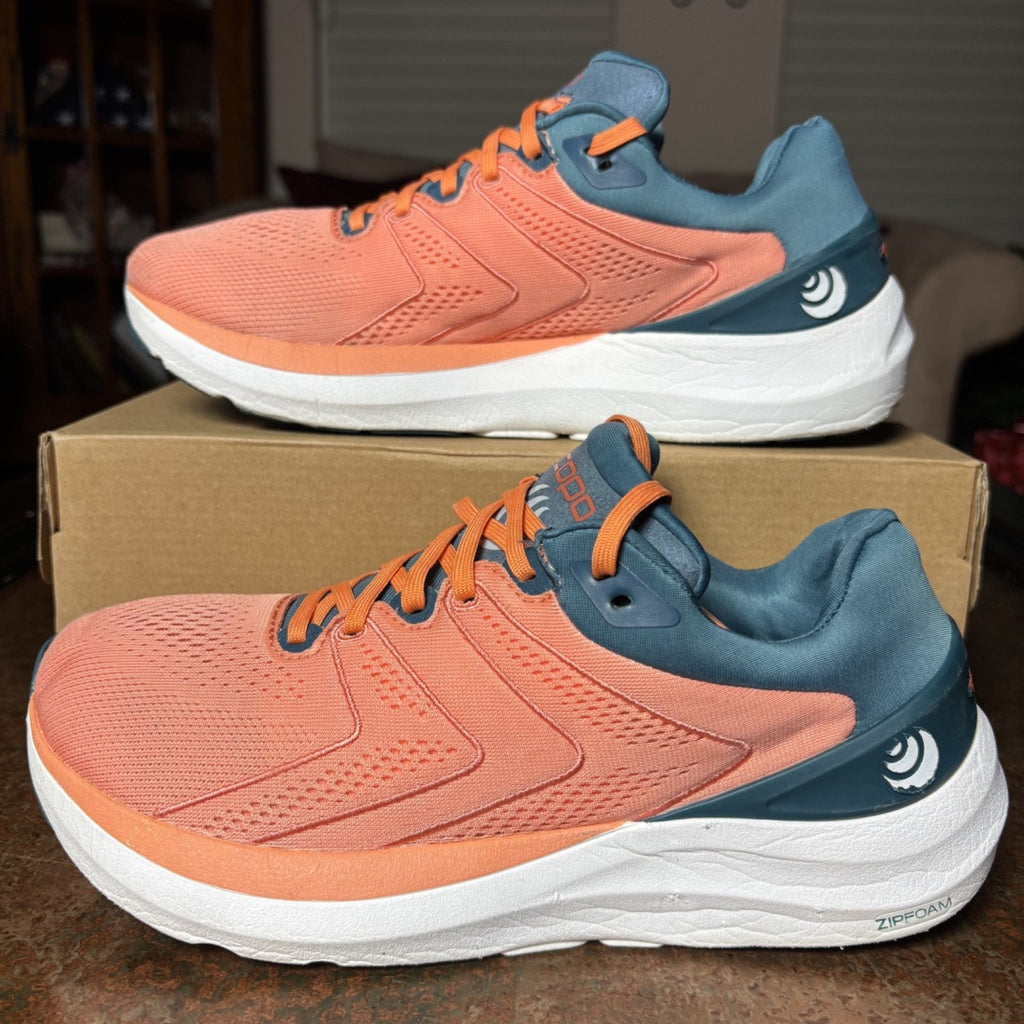 Topo Athletic Phantom 2 Shoes Women's Size 10 Pink Road Running Jogging Sneakers