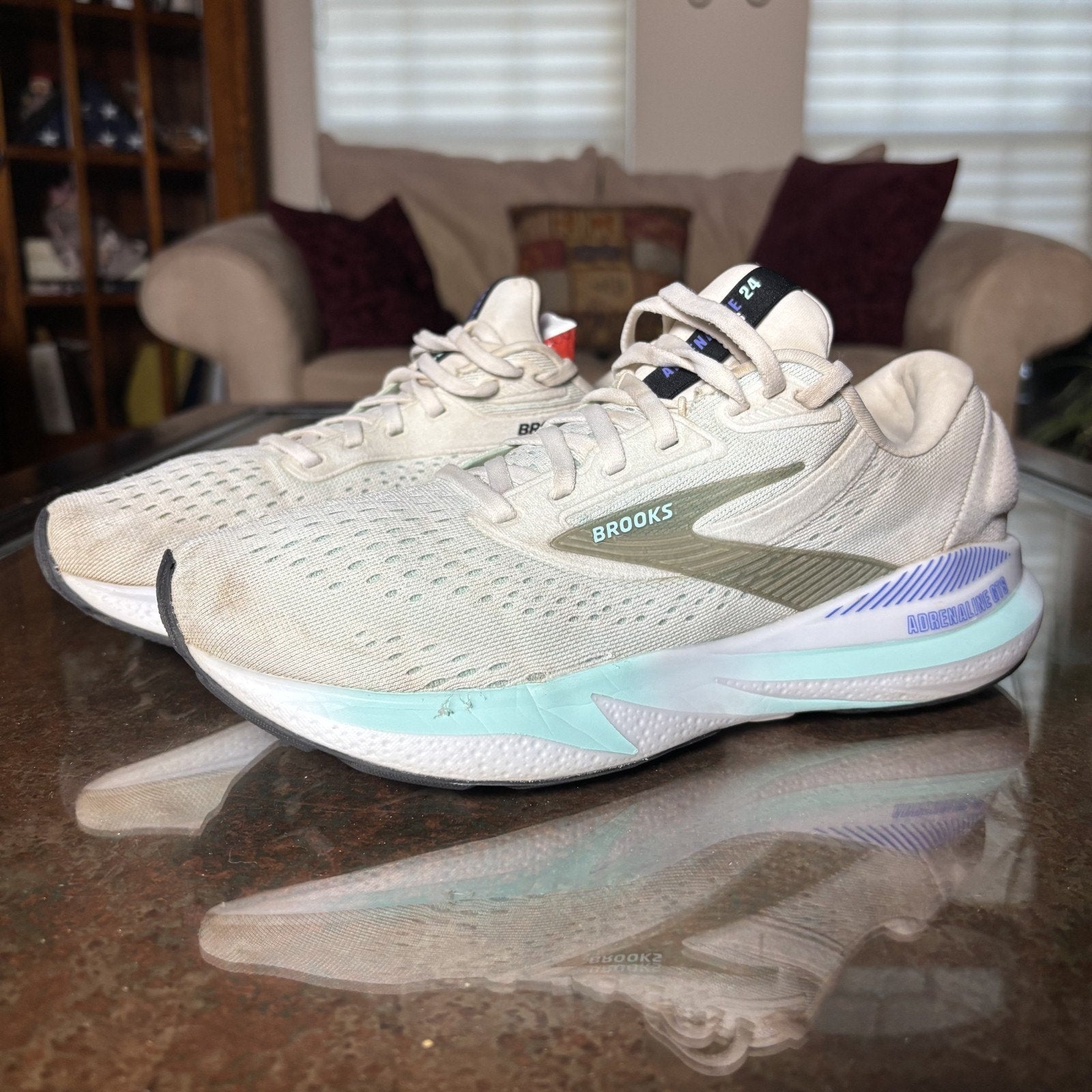 Brooks Adrenaline GTS 24 Shoes Women's 9.5 White Road Running Athletic Sneakers
