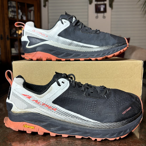 Altra Olympus 4 Shoes Women's 11 Black Trail Running Athletic Outdoor Sneakers