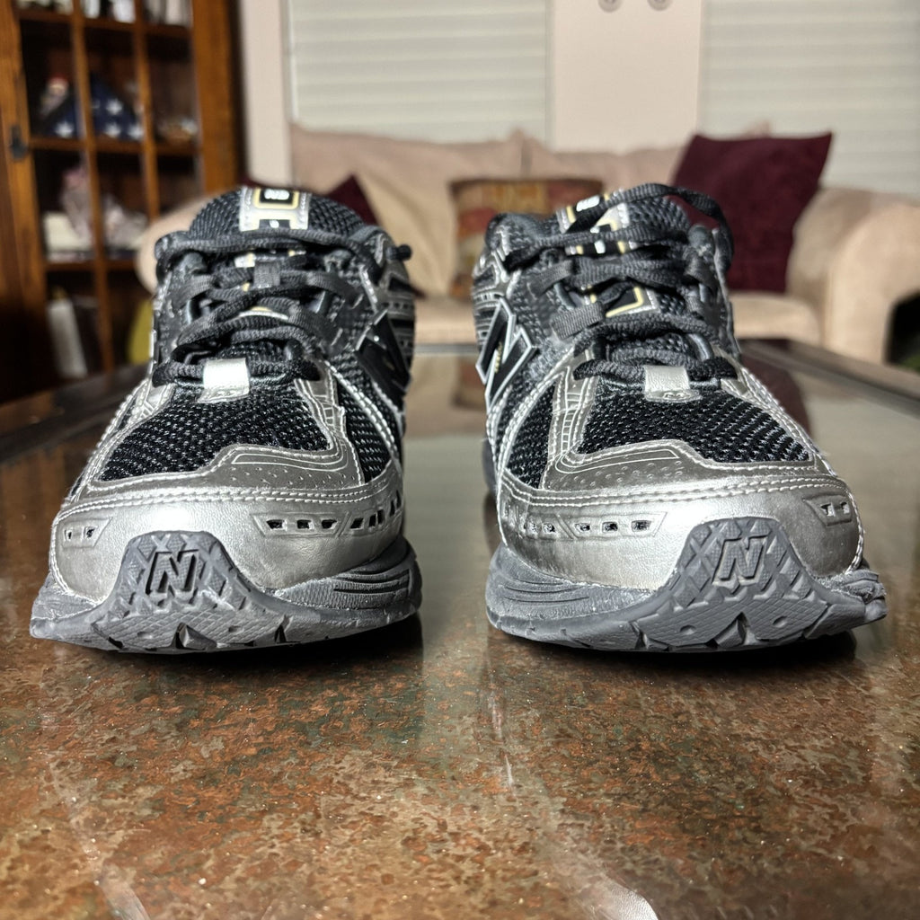 New Balance 1906R Shoes Men's 11.5 Black Metallic Silver Athletic Gym Sneakers