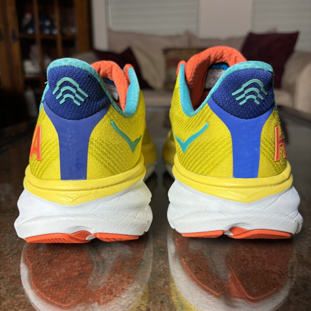 Hoka One One Clifton 9 Shoes Men's Size 9 Yellow Road Running Athletic Sneakers