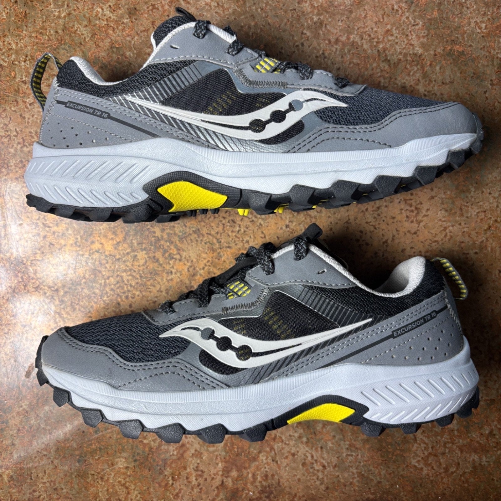 Saucony Excursion TR16 Shoes Womens Size 8.5 Grey Trail Athletic Running Sneaker