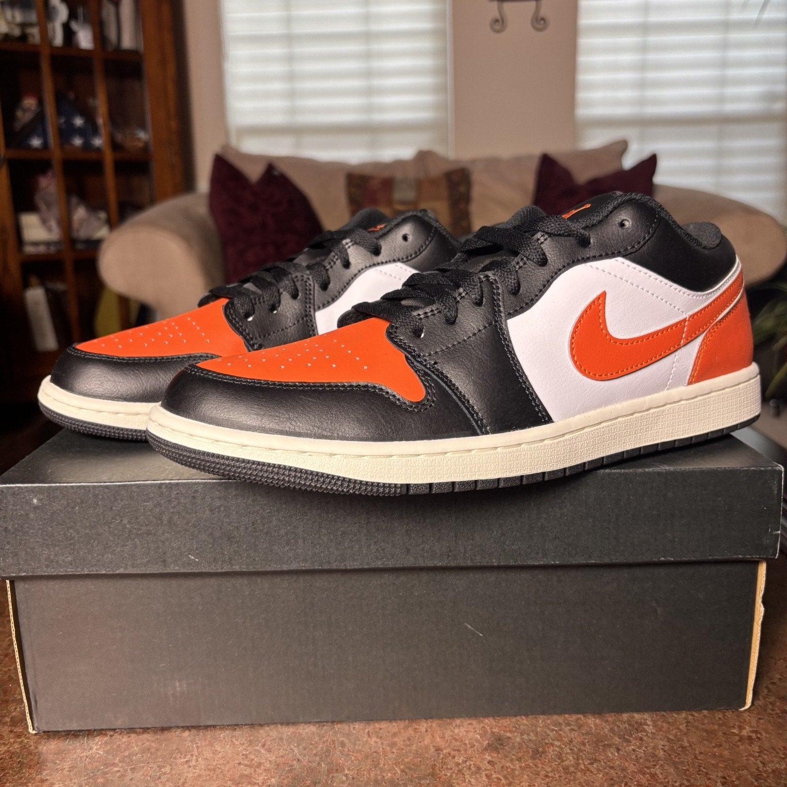 Nike Air Jordan 1 Low Shoes Mens Size 11 Orange White Black Basketball Sneakers
