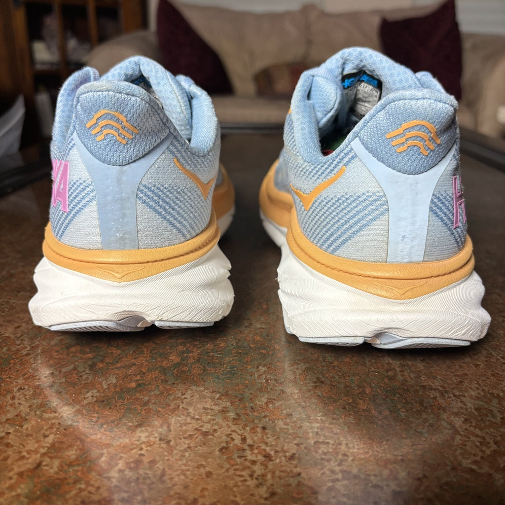 Hoka One One Clifton 9 Running Shoes Women's 8.5 D Wide Blue Athletic Sneakers
