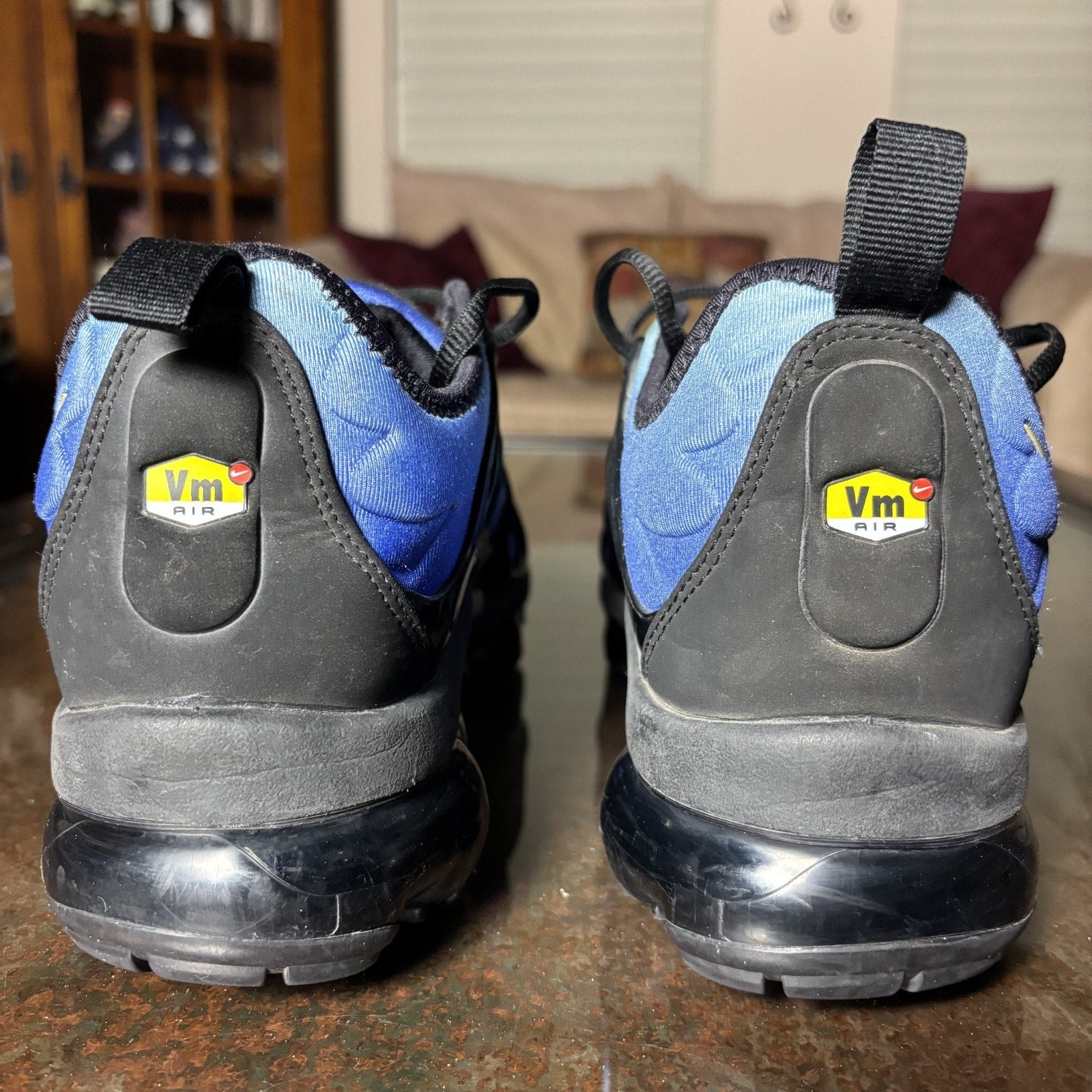 Nike Air Vapormax Plus Shoes Mens 10.5 Blue Black Athletic Gym Lifestyle Sneaker