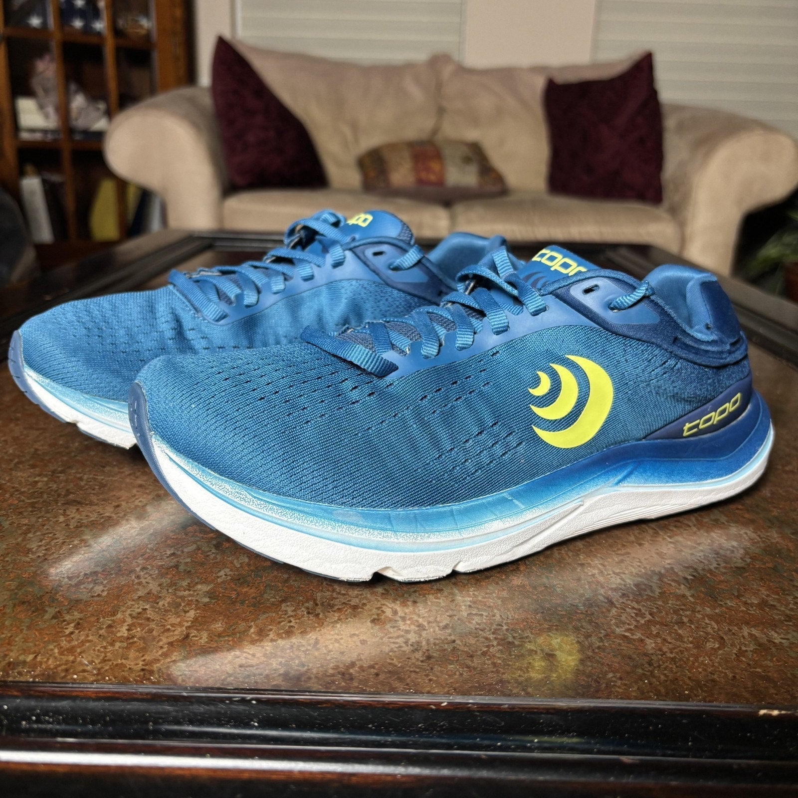 Topo Athletic Magnifly 5 Shoes Mens Size 9 Blue Road Running Zero Drop Sneakers