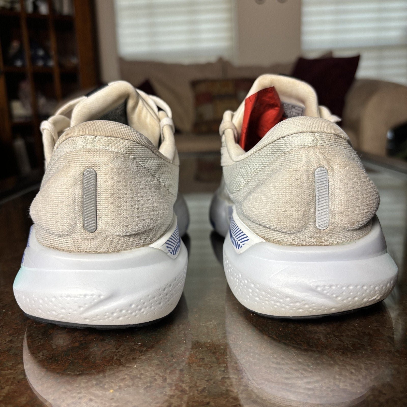 Brooks Adrenaline GTS 24 Shoes Women's 9.5 White Road Running Athletic Sneakers