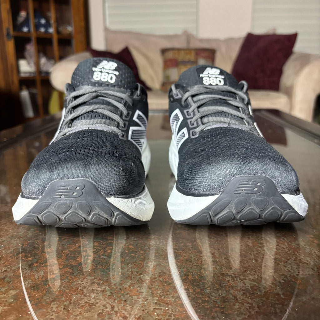 New Balance Fresh Foam X 880v15 Shoes Men's 10 Black White Road Running Athletic