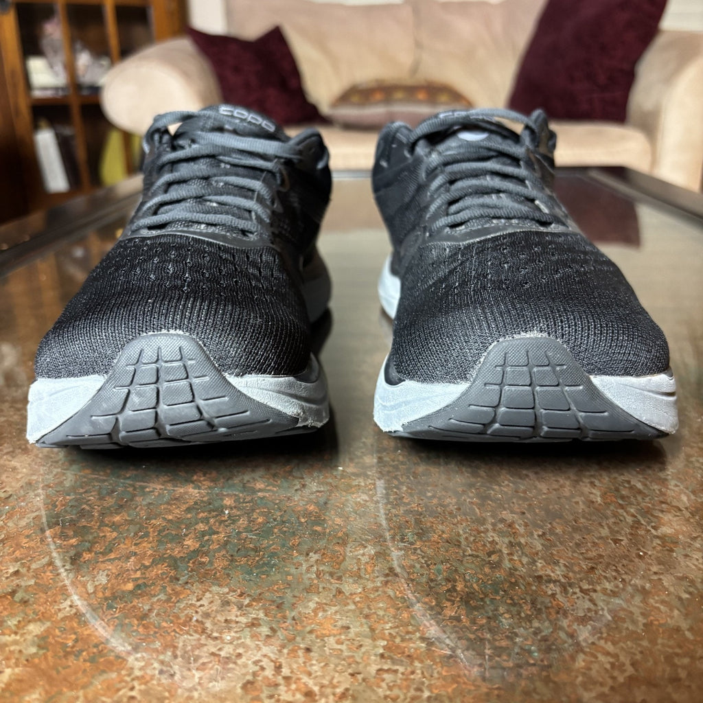 Topo Athletic Magnifly 4 Shoes Men's 10.5 Black Road Running Zero Drop Sneakers