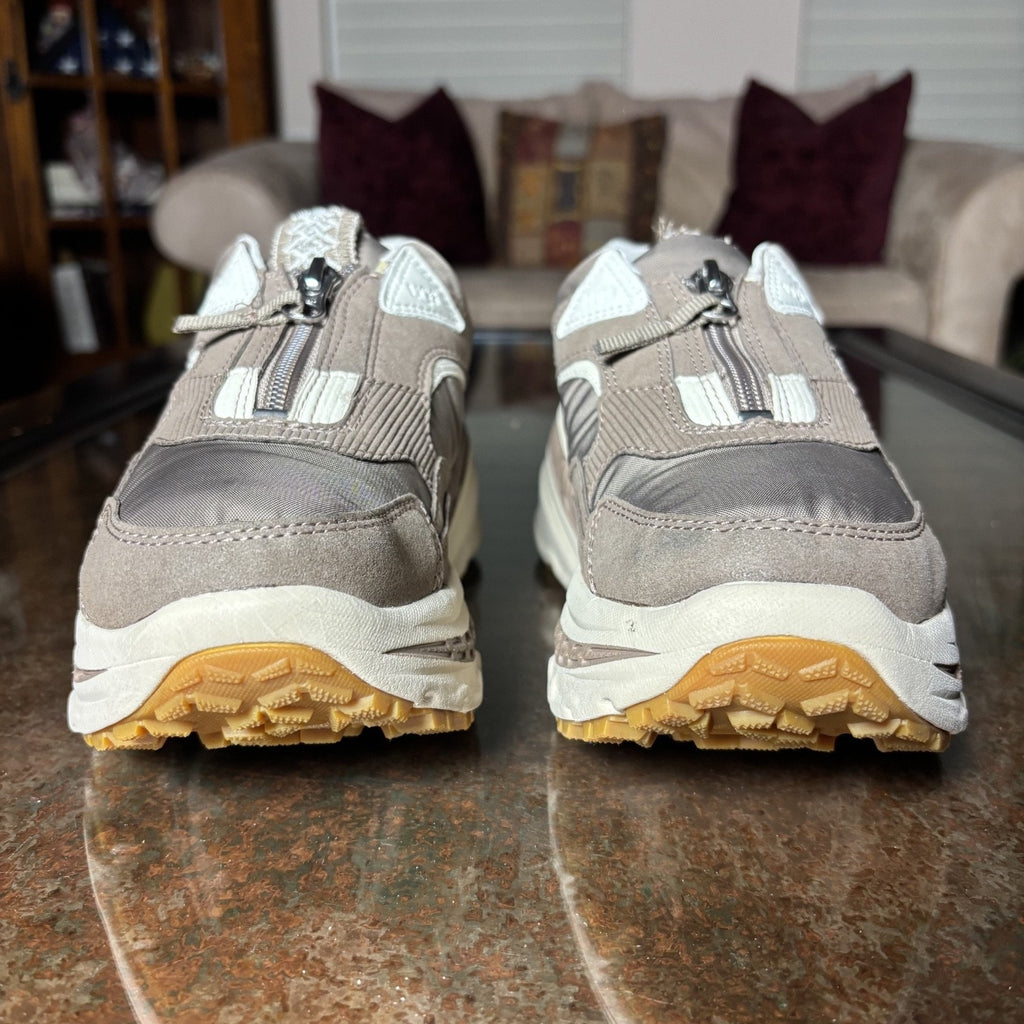 UGG CA805 Zip Shoes Womens Size 8 Brown Insulated Trail Running Athletic Sneaker