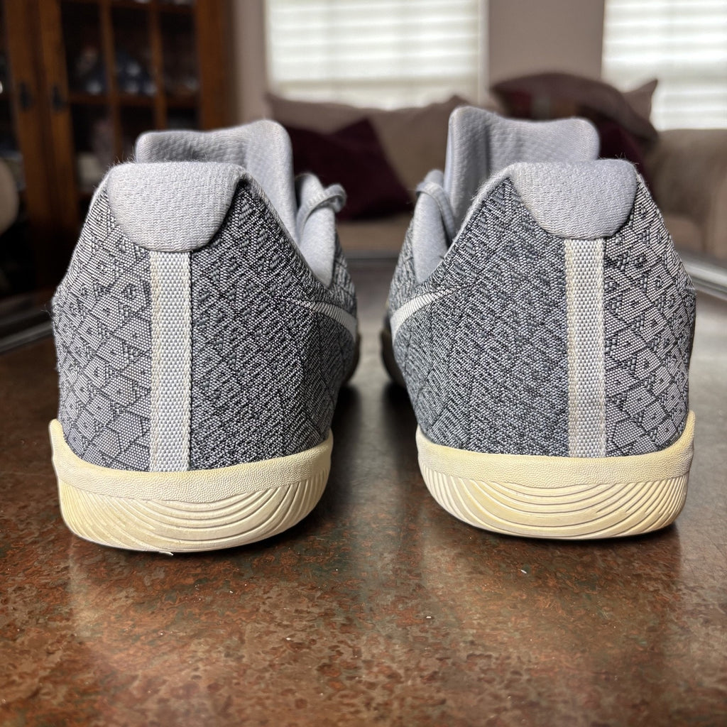 Nike Kobe Mamba Instinct Basketball Shoes Mens Size 9.5 Grey Athletic Sneakers