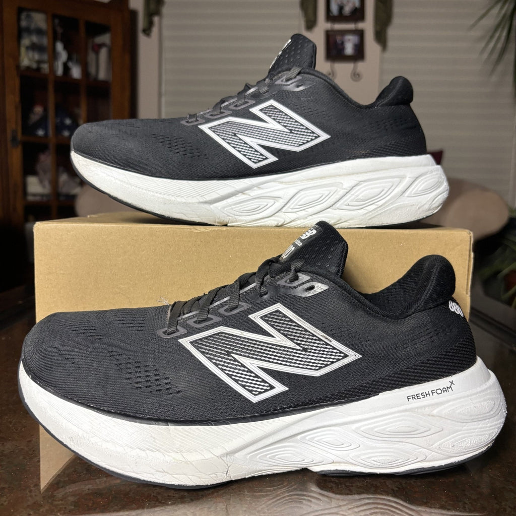 New Balance Fresh Foam X 880v15 Shoes Men's 10 Black White Road Running Athletic
