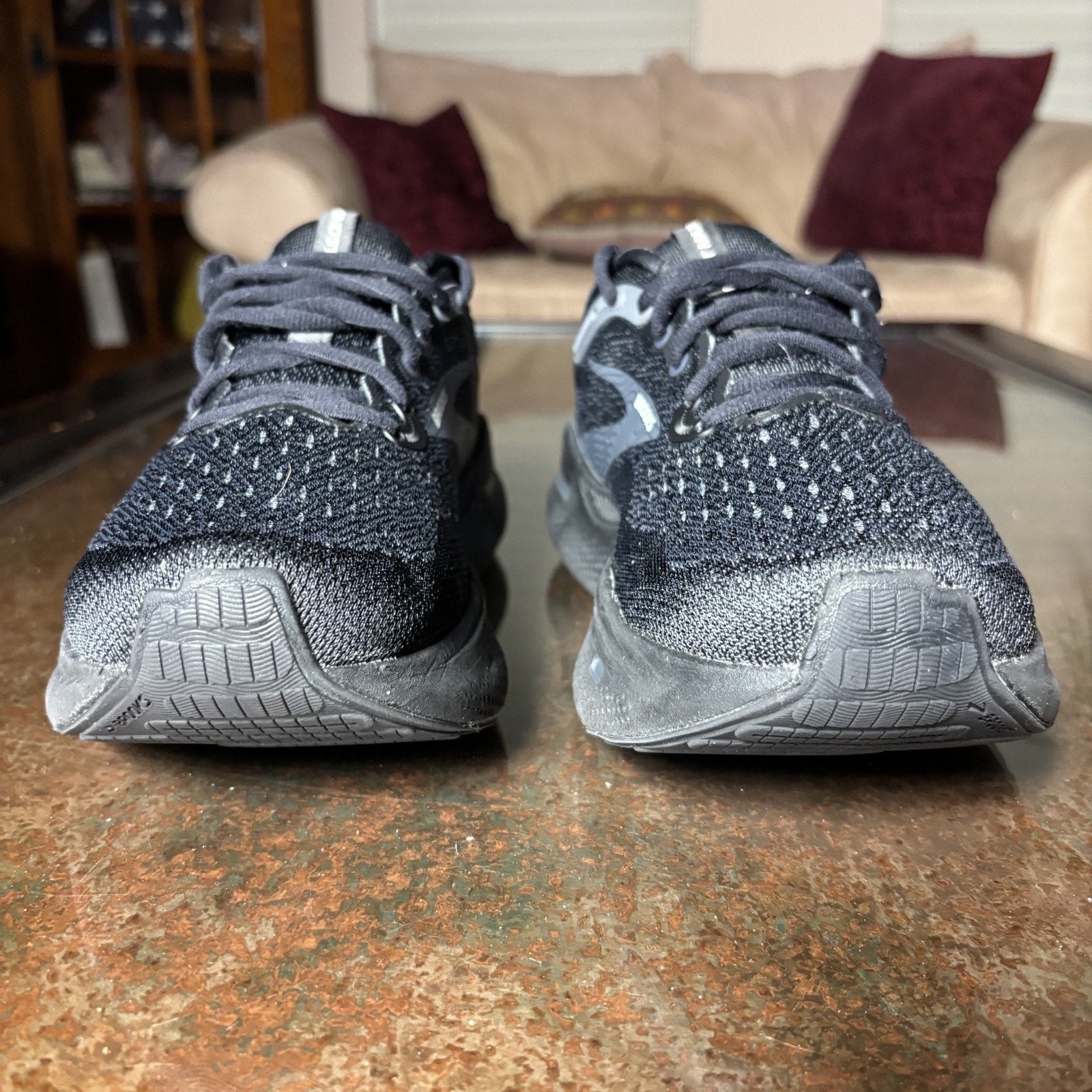 Brooks Ghost Max Shoes Women's Size 8 D Wide Black Road Running Comfort Sneakers