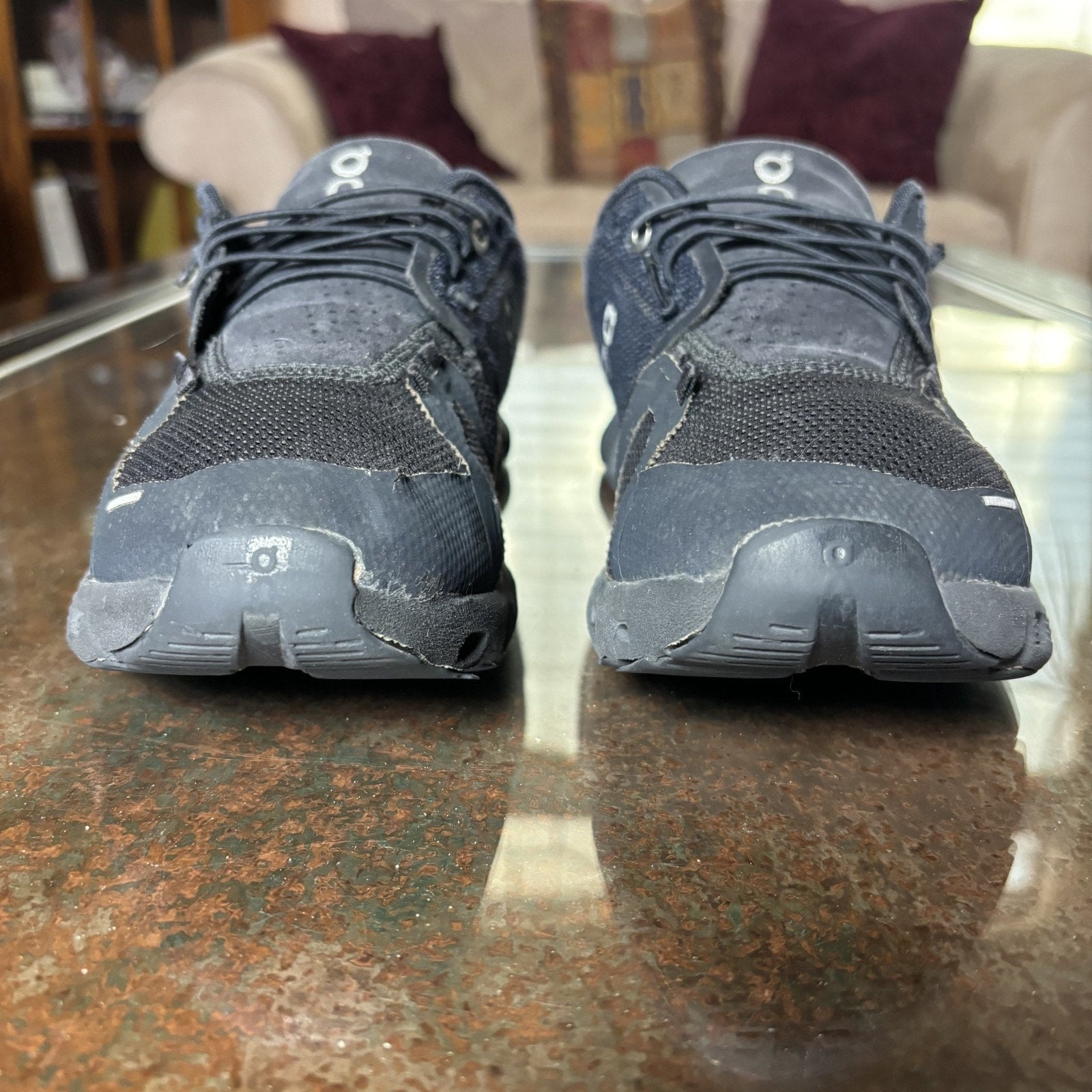 On Cloud 5 Shoes Women's Size 8 Black Road Running Athletic Comfort Gym Sneakers