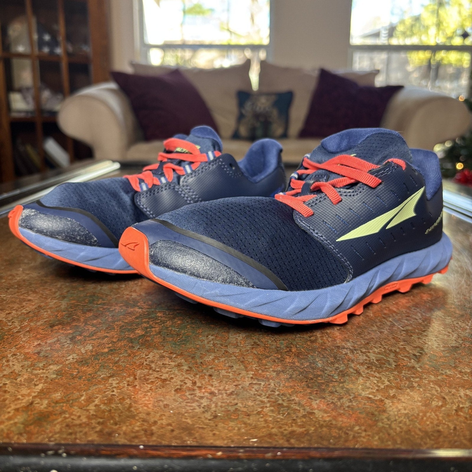 Altra Superior 5 Women's Size 8 Trail Running Shoes Purple Foot Shape