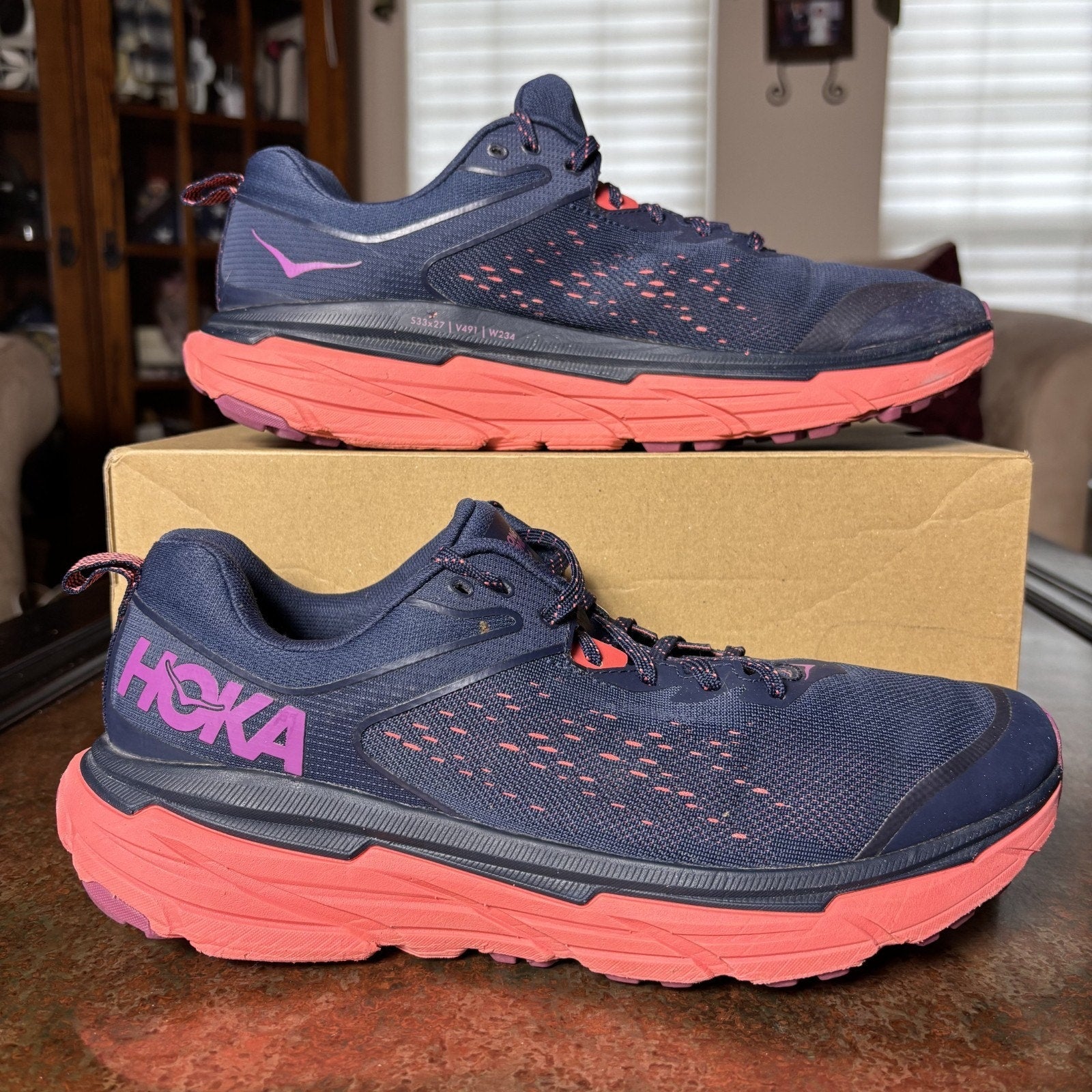 Hoka One One Challenger ATR 6 Trail Running Shoes Women's 11 Blue Pink Athletic