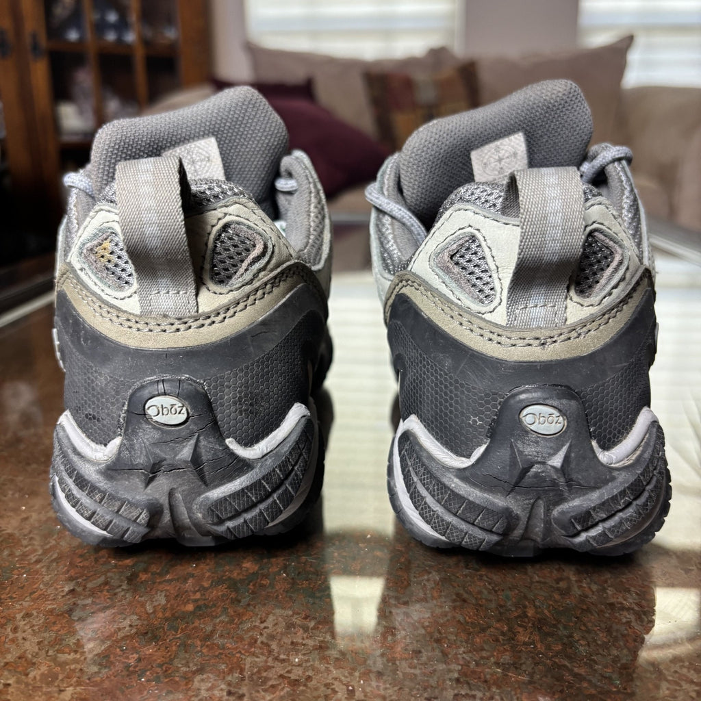 Oboz Sawtooth II Low Hiking Shoes Womens 7.5 Grey Trail Running Outdoor Athletic