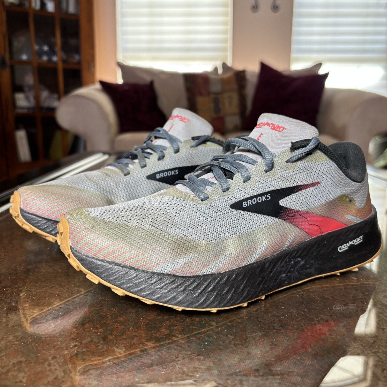Brooks Catamount Shoes Women's Size 8 Grey Trail Running Athletic Gym Sneakers