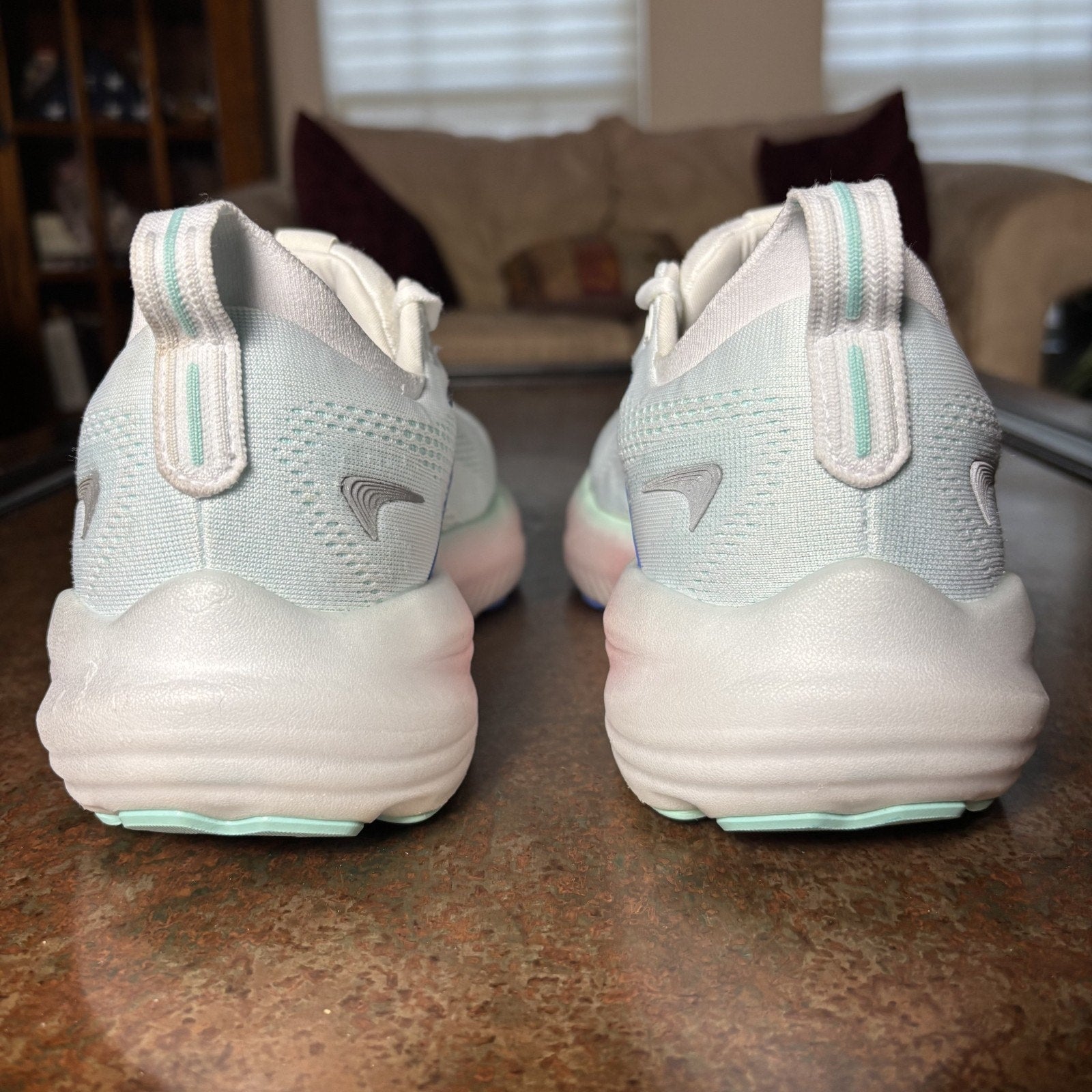 Brooks Glycerin 22 Womens Size 11 White Blue Pink Walking Running Shoes Sneakers