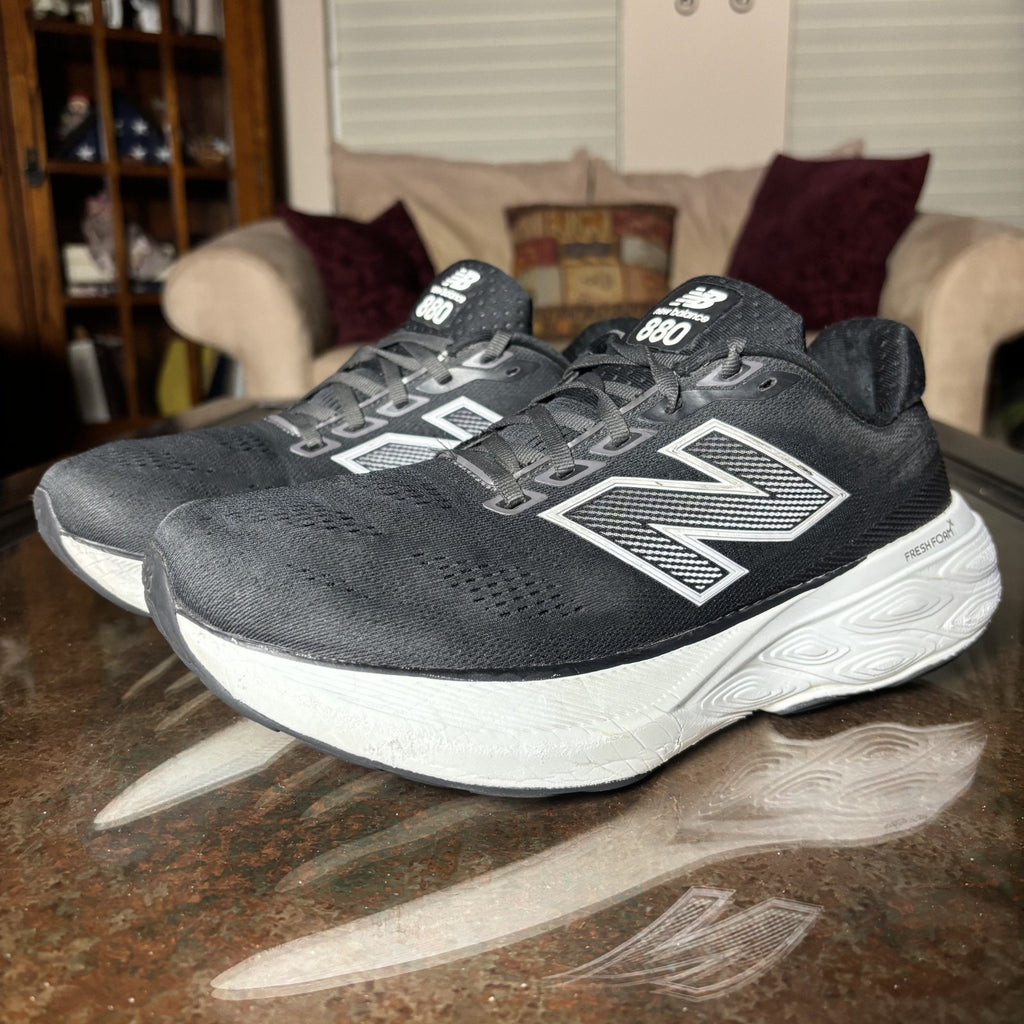 New Balance Fresh Foam X 880v15 Shoes Men's 10 Black White Road Running Athletic