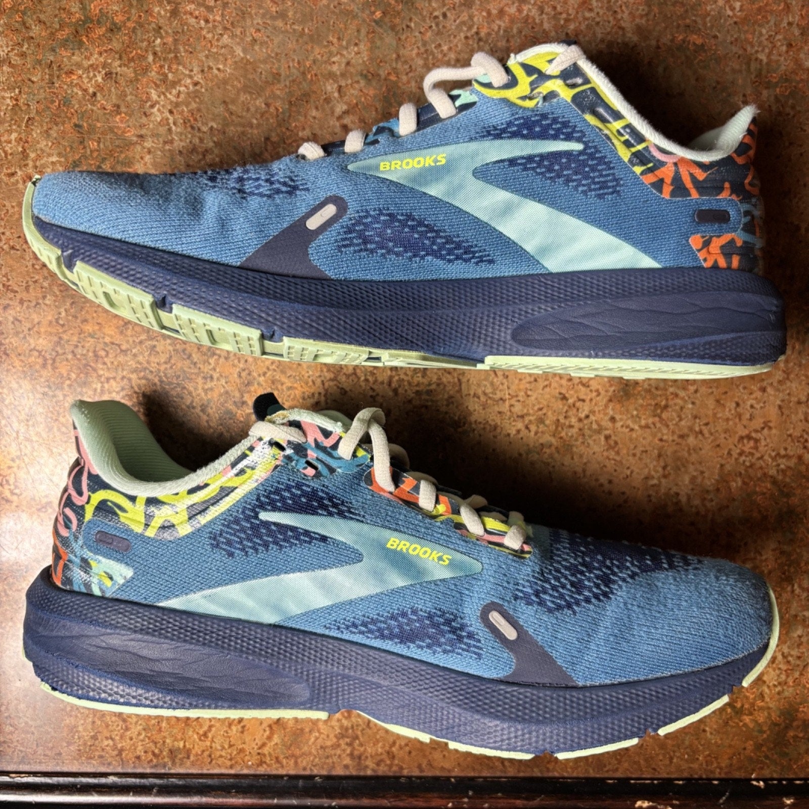 Brooks Launch 9 Womens Size 9.5 Blue Running Athletic Shoes Sneakers 1203731B414