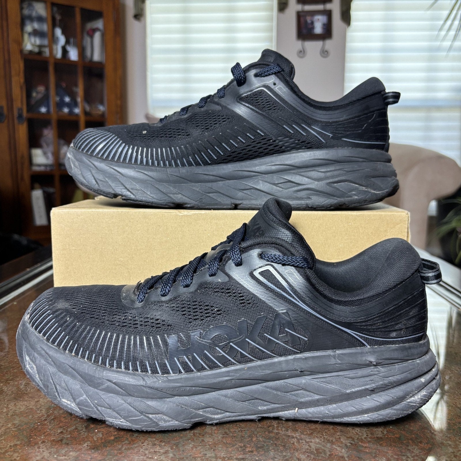 Hoka One One Bondi 7 Shoes Mens 12.5 Black Road Running Athletic Comfort Sneaker