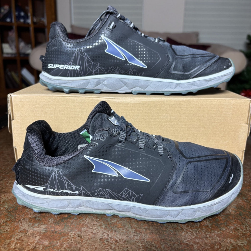 Altra Superior 4 Shoes Womens Size 9 Black Trail Hiking Running Outdoor Sneakers