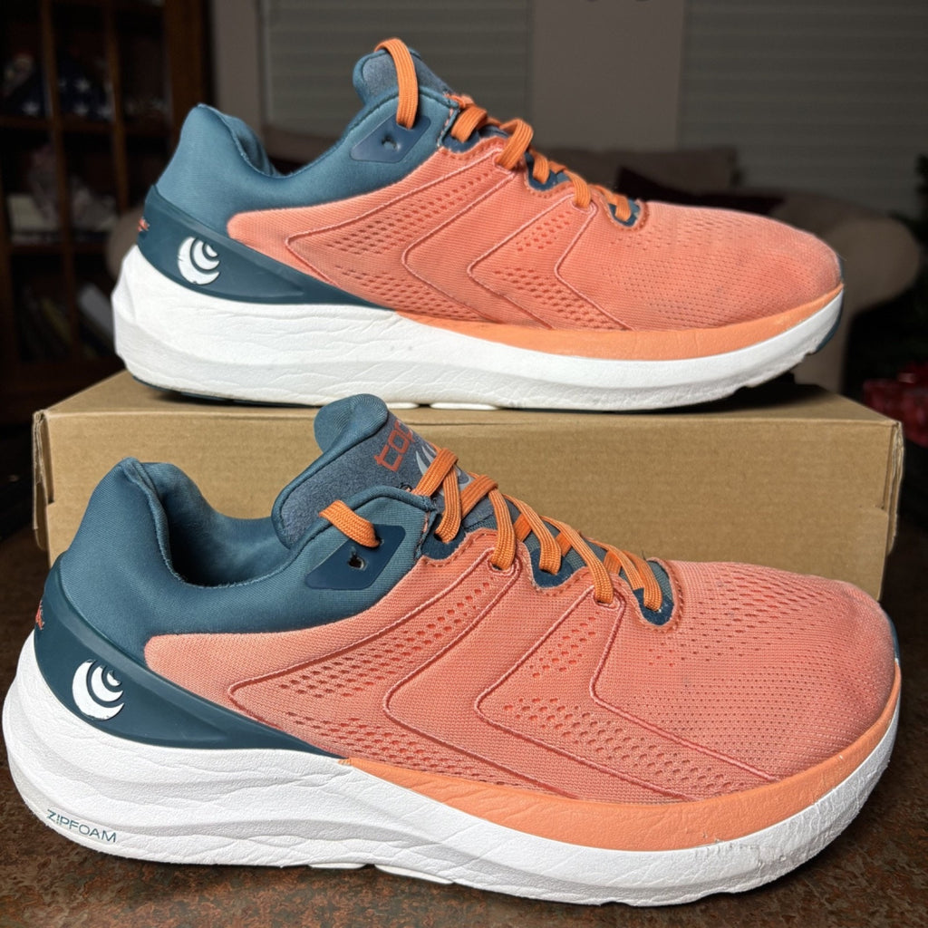 Topo Athletic Phantom 2 Shoes Women's Size 10 Pink Road Running Jogging Sneakers