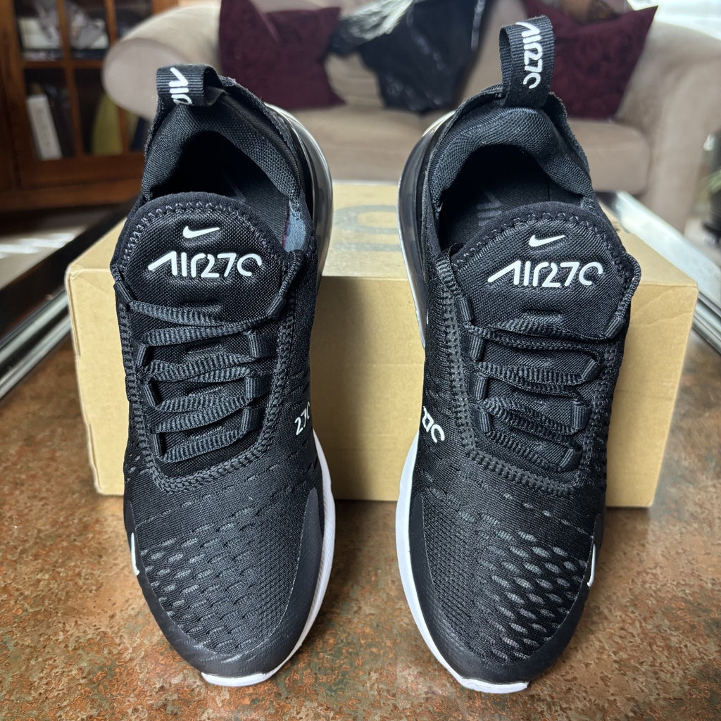 Nike Air Max 270 Shoes Womens Size 7 Black White Athletic Lifestyle Sneakers NEW