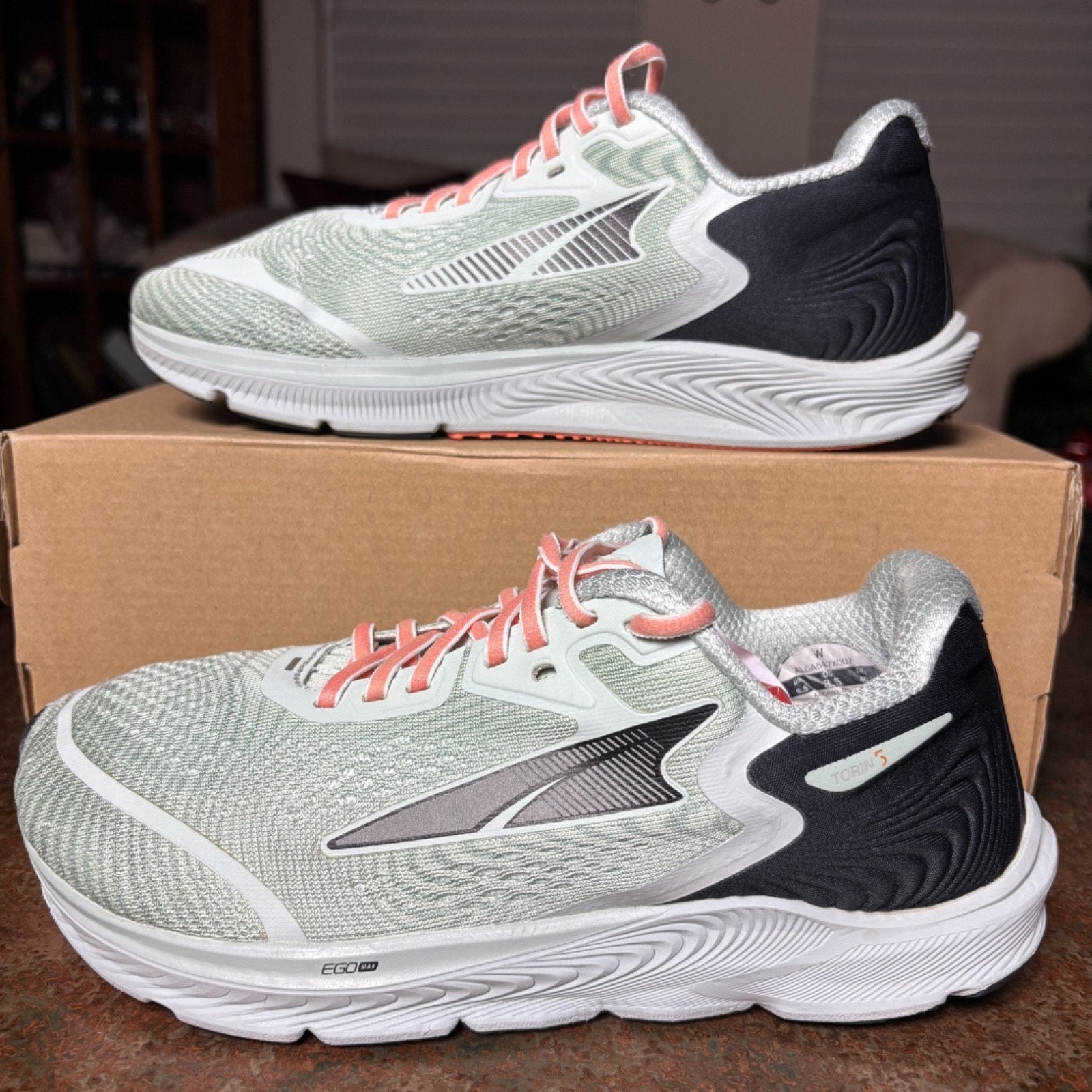 Altra Torin 5 Shoes Womens Sz 8.5 Green Athletic Road Running Footshape Sneakers