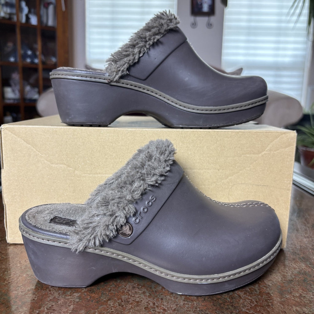 Crocs Cobbler Eva Clogs Womens Size 7 Brown Espresso Faux Fur Lined Mule Slip On