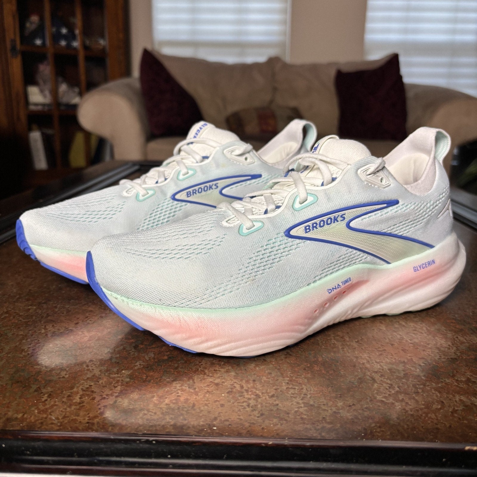 Brooks Glycerin 22 Womens Size 11 White Blue Pink Walking Running Shoes Sneakers