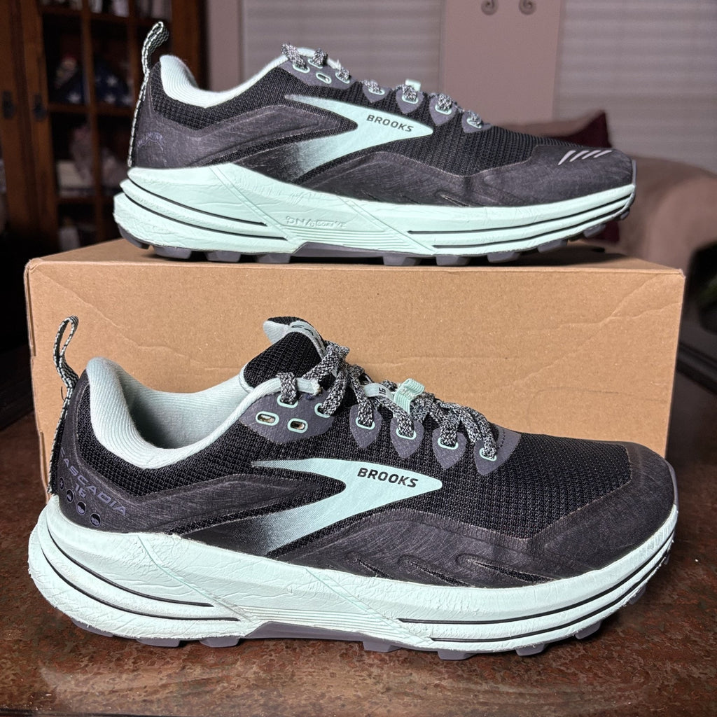 Brooks Cascadia 16 Trail Shoes Womens Size 8.5 Black Teal Hiking Outdoor Sneaker