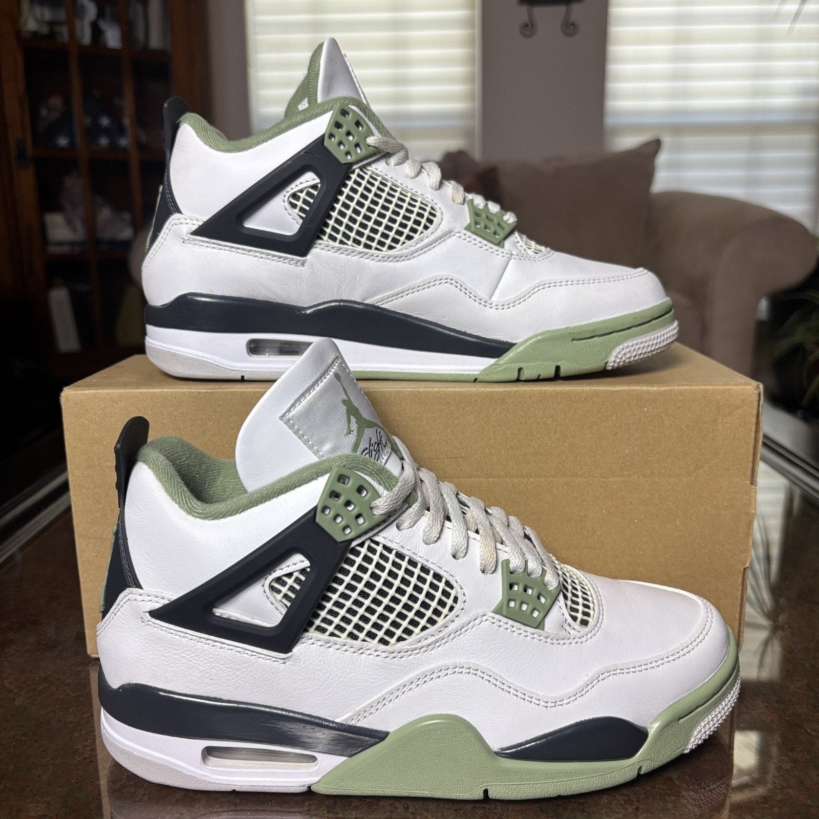 Nike Air Jordan 4 Reto Seafoam Shoes Women's 8 White Lifestyle Casual Sneakers