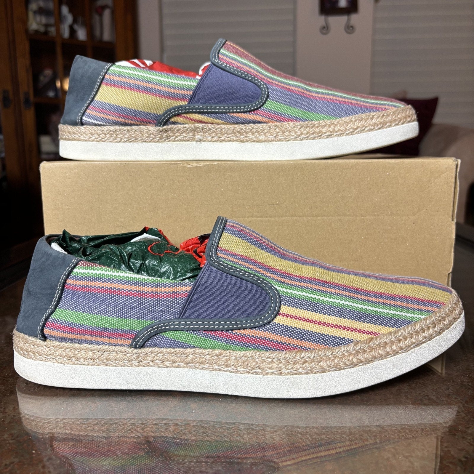 Ugg Wilton Espadrille Shoes Men Size 11 Colorful Slip On Loafers Casual Canvas