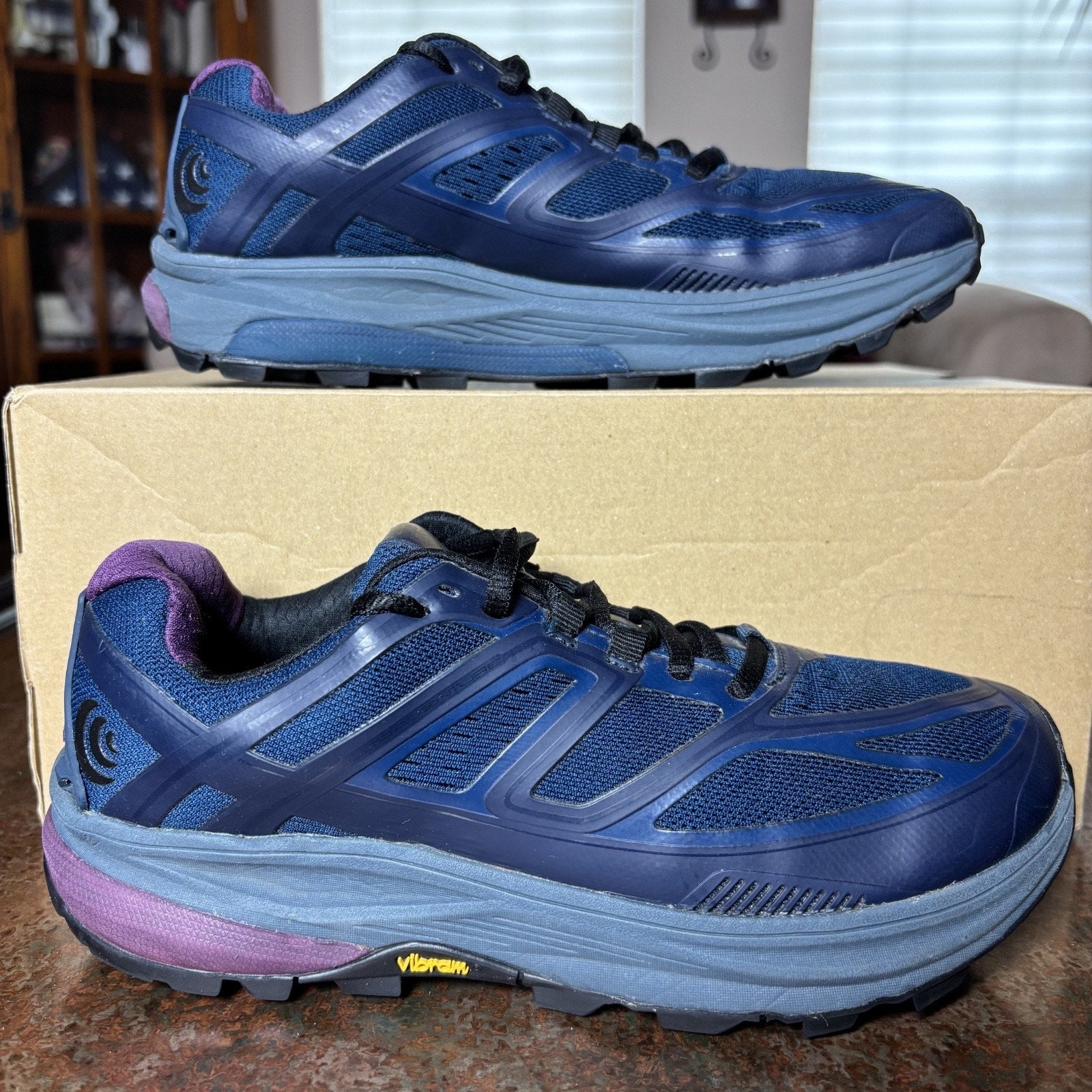 Topo Athletic Ultraventure Shoes Womens Size 7.5 Navy Plum Trail Running Outdoor