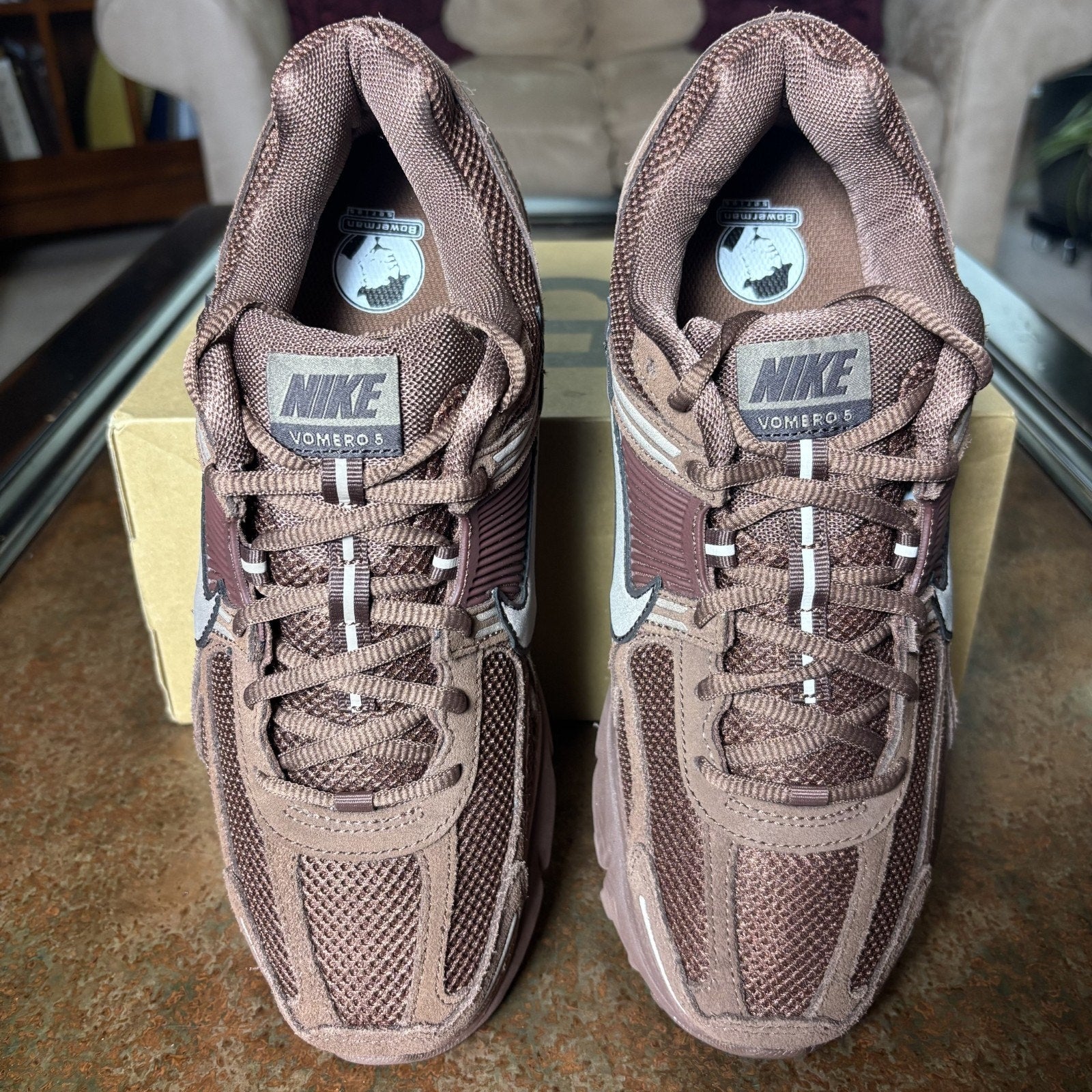 Nike Zoom Vomero 5 Shoes Mens Size 10.5 Brown Athletic Running Comfort Sneakers